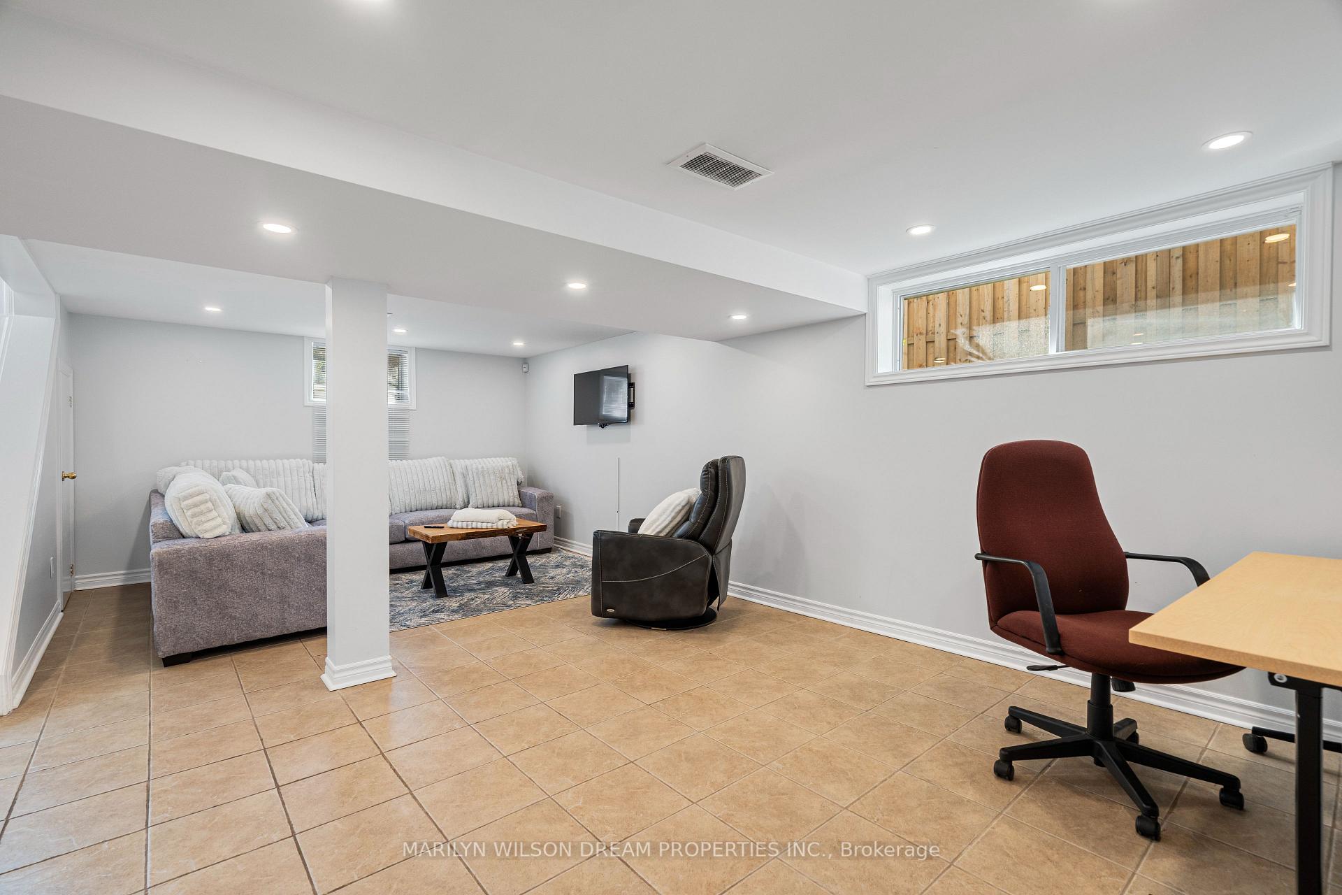 Photo 26 of 446 Thessaly Circle, Ottawa, Alta Vista/Faircrest Heights — HOMEH