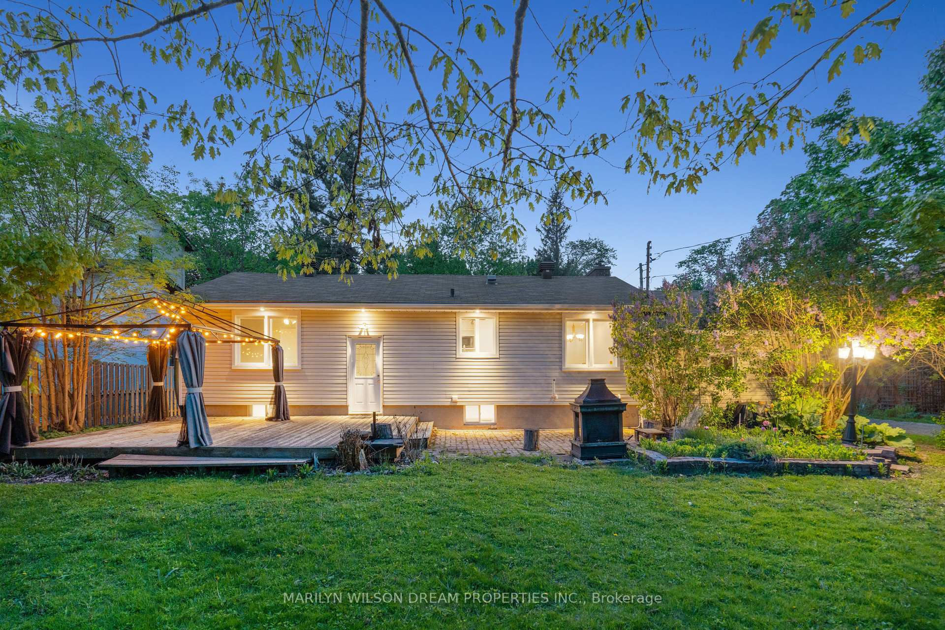 Photo 31 of 446 Thessaly Circle, Ottawa, Alta Vista/Faircrest Heights — HOMEH