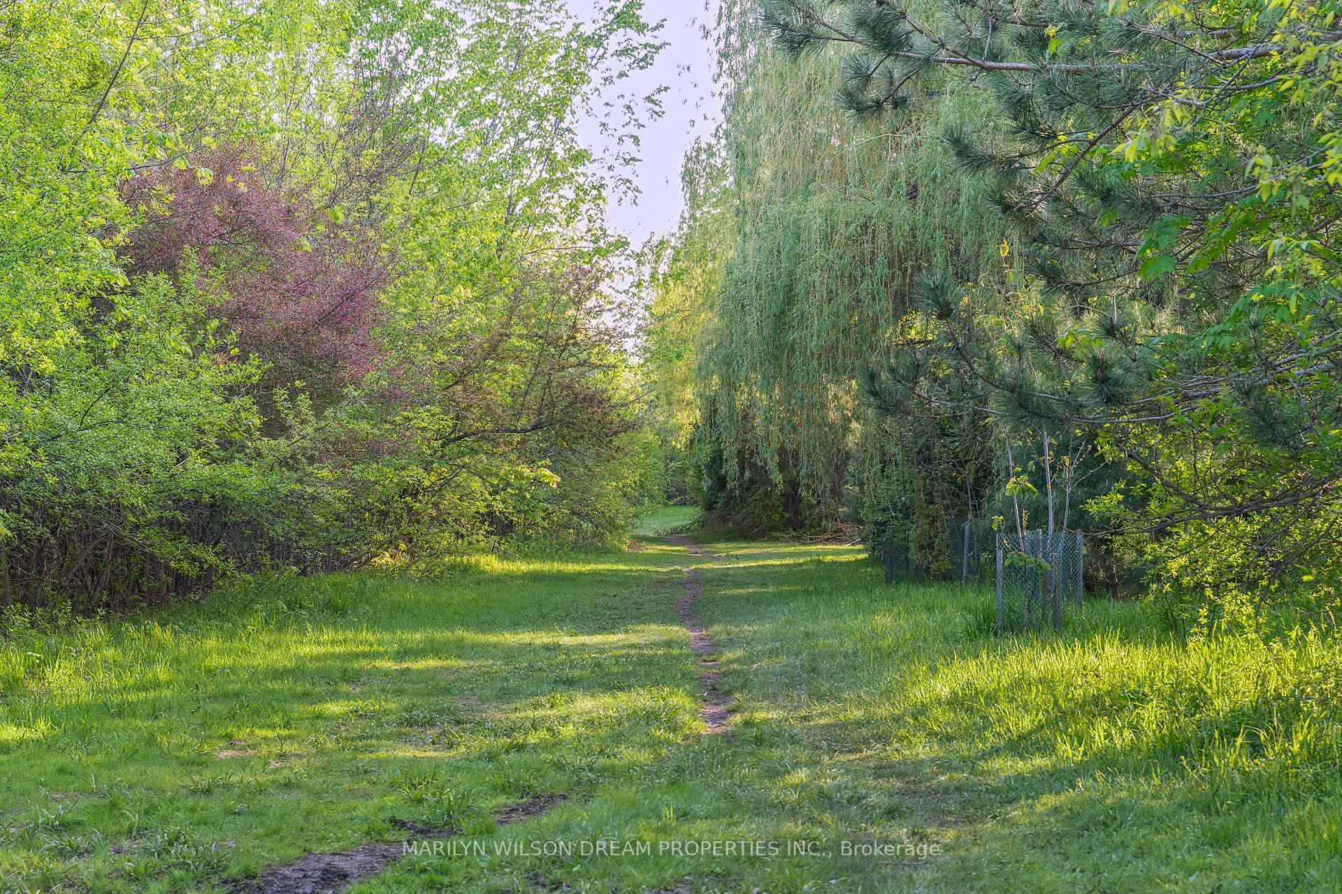 Photo 35 of 446 Thessaly Circle, Ottawa, Alta Vista/Faircrest Heights — HOMEH