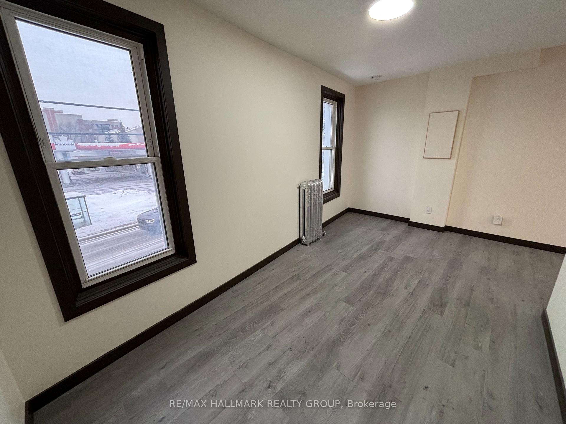 Photo 5 of Unit 2, 462 Bronson Avenue, Ottawa, West Centre Town — HOMEH