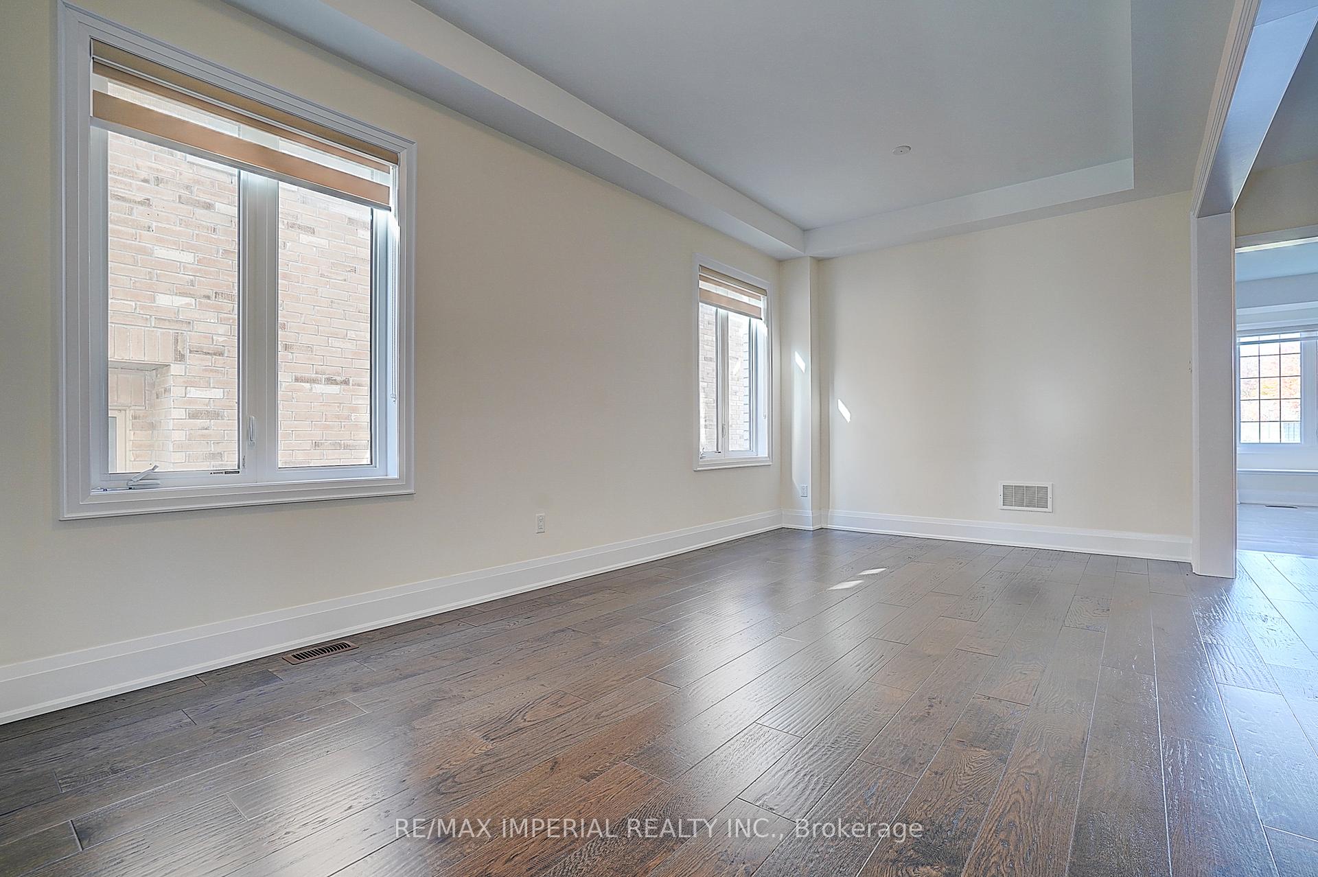 Photo 7 of 30 Orwell Drive, Vaughan, Vellore Village — HOMEH