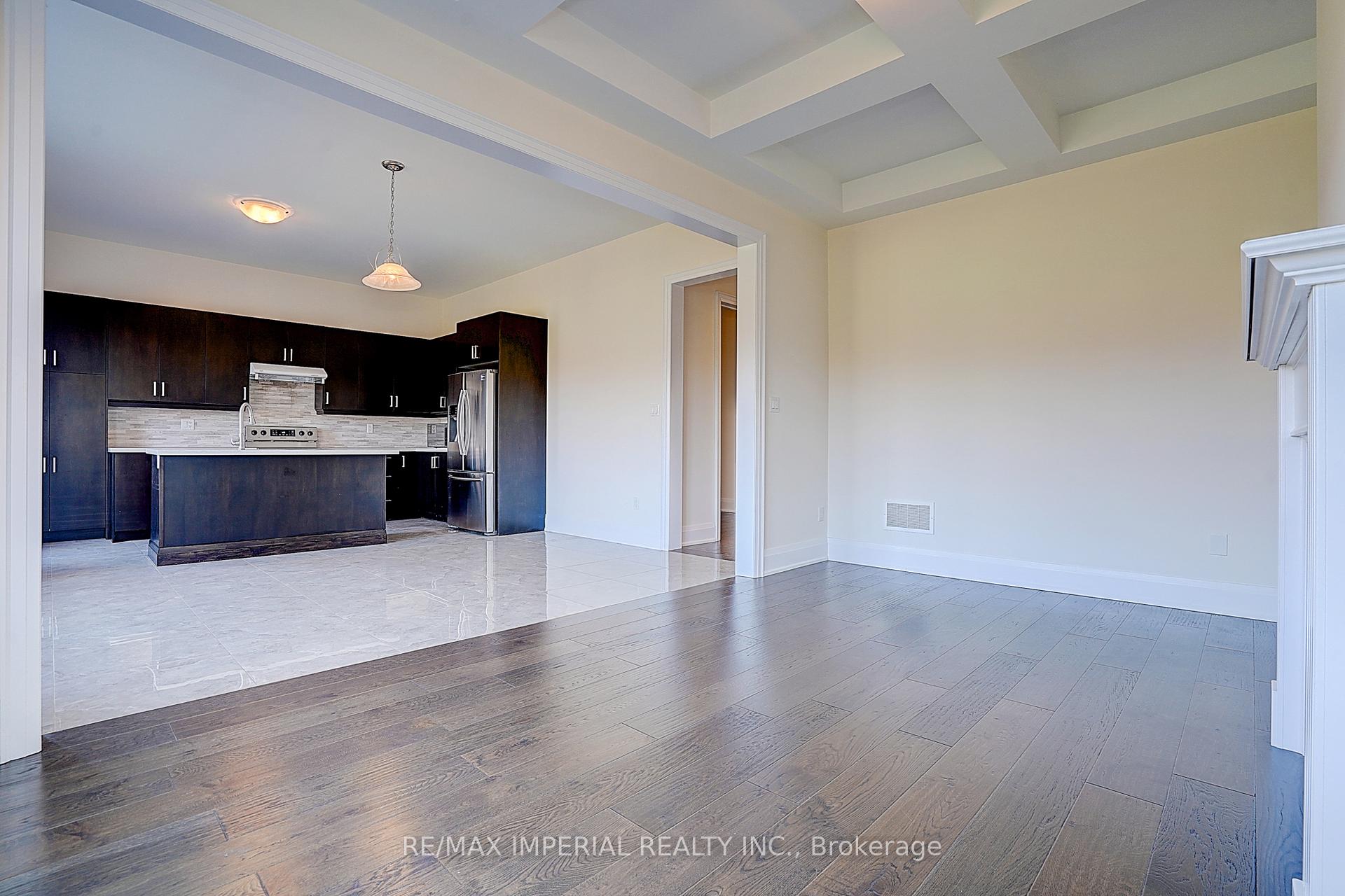 Photo 16 of 30 Orwell Drive, Vaughan, Vellore Village — HOMEH