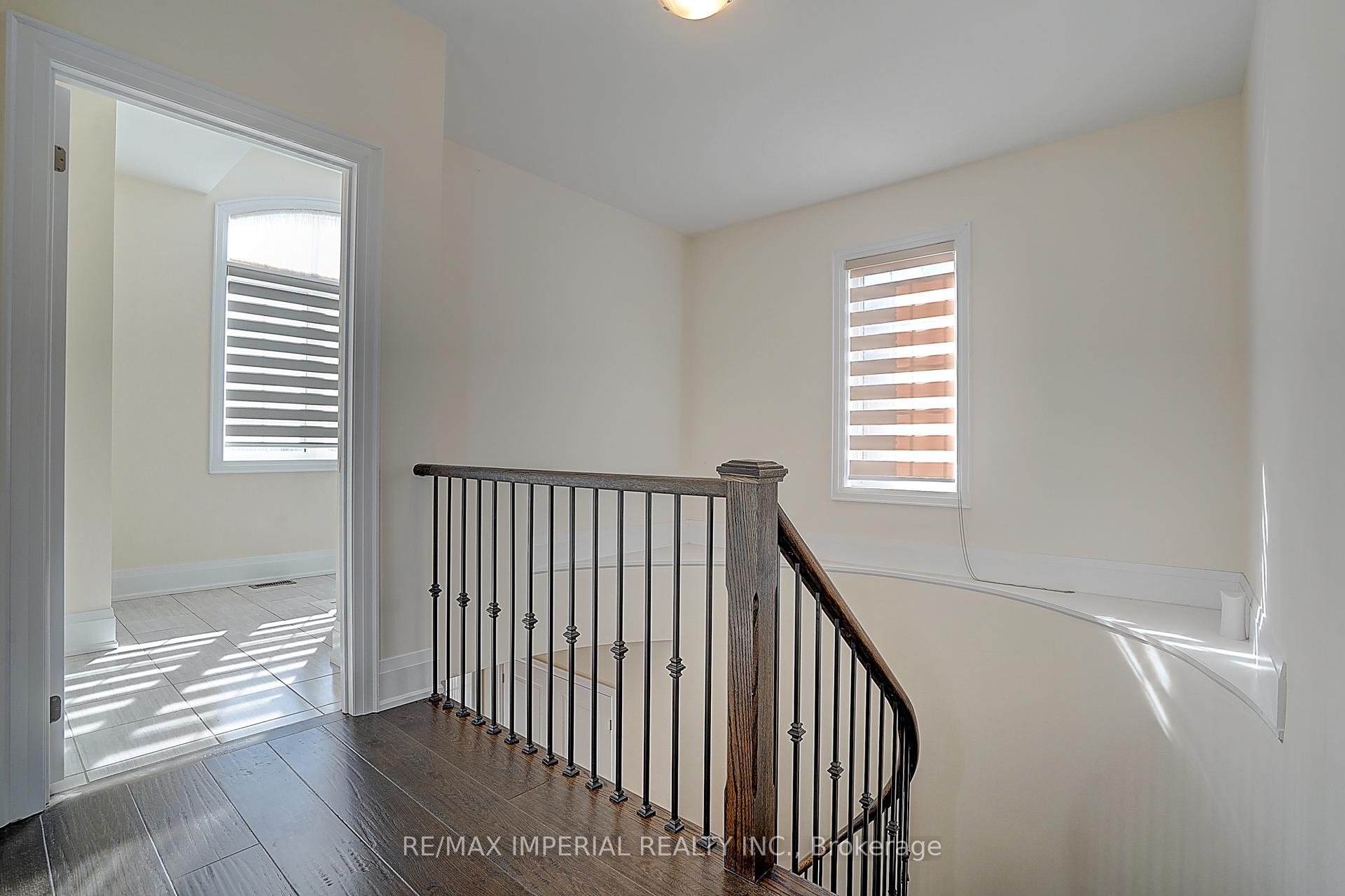 Photo 24 of 30 Orwell Drive, Vaughan, Vellore Village — HOMEH