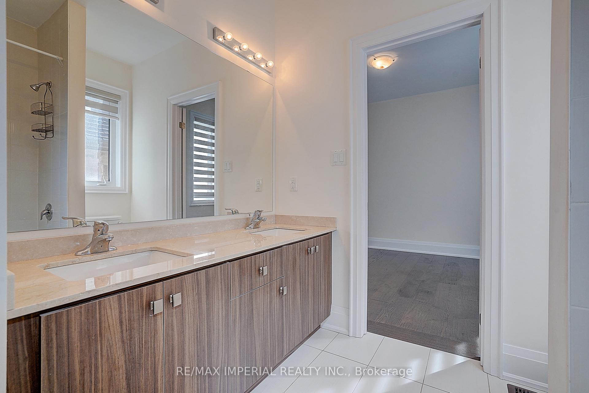 Photo 33 of 30 Orwell Drive, Vaughan, Vellore Village — HOMEH