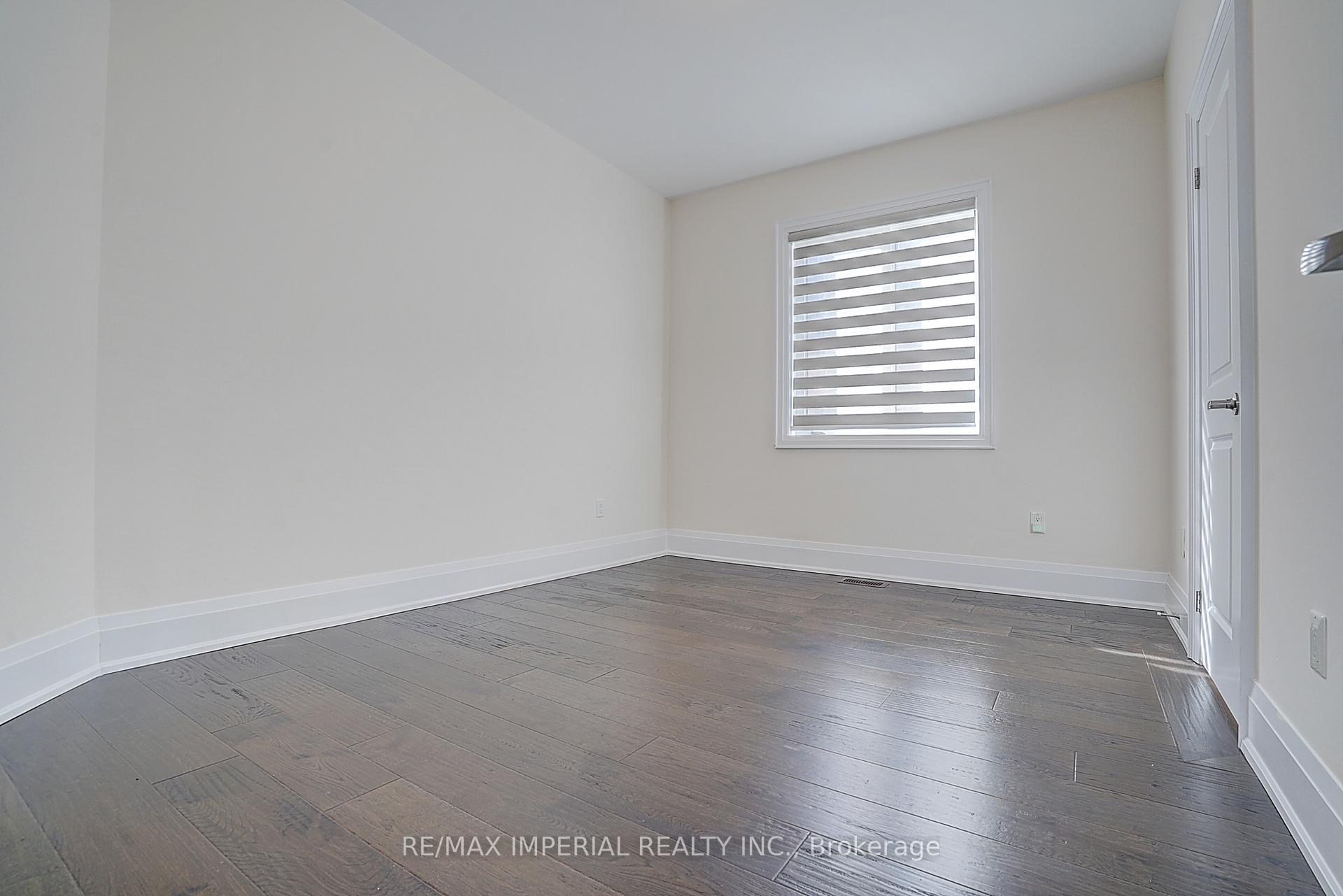 Photo 35 of 30 Orwell Drive, Vaughan, Vellore Village — HOMEH