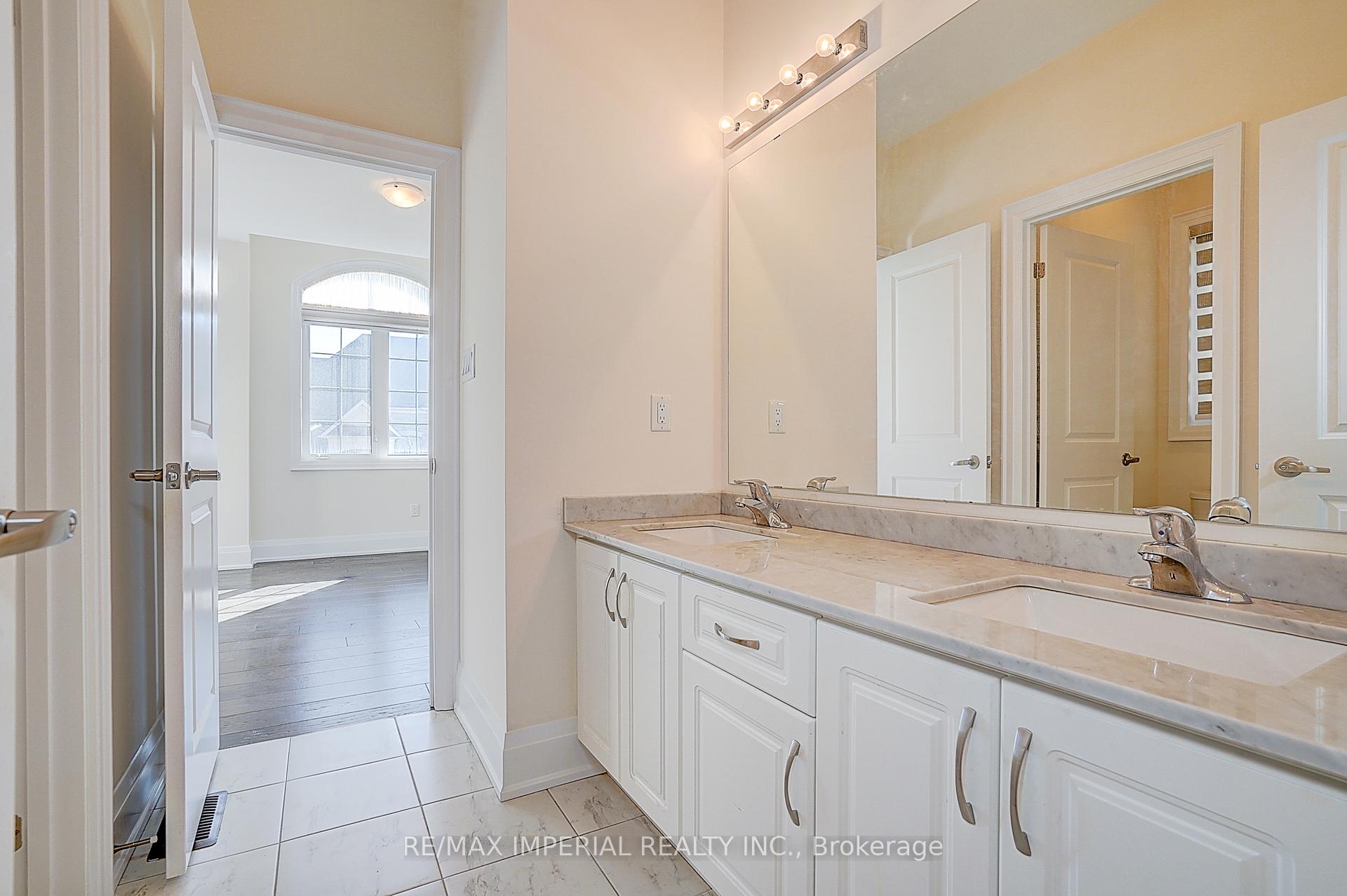 Photo 38 of 30 Orwell Drive, Vaughan, Vellore Village — HOMEH