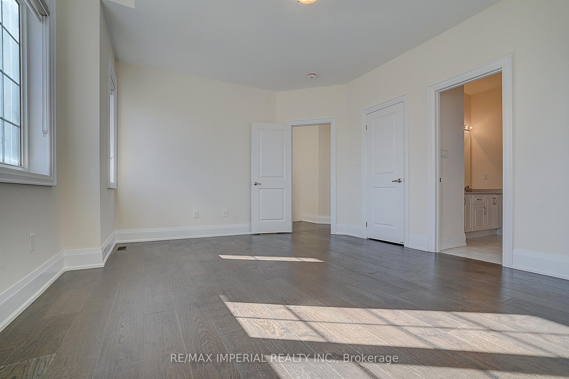 Photo 40 of 30 Orwell Drive, Vaughan, Vellore Village — HOMEH