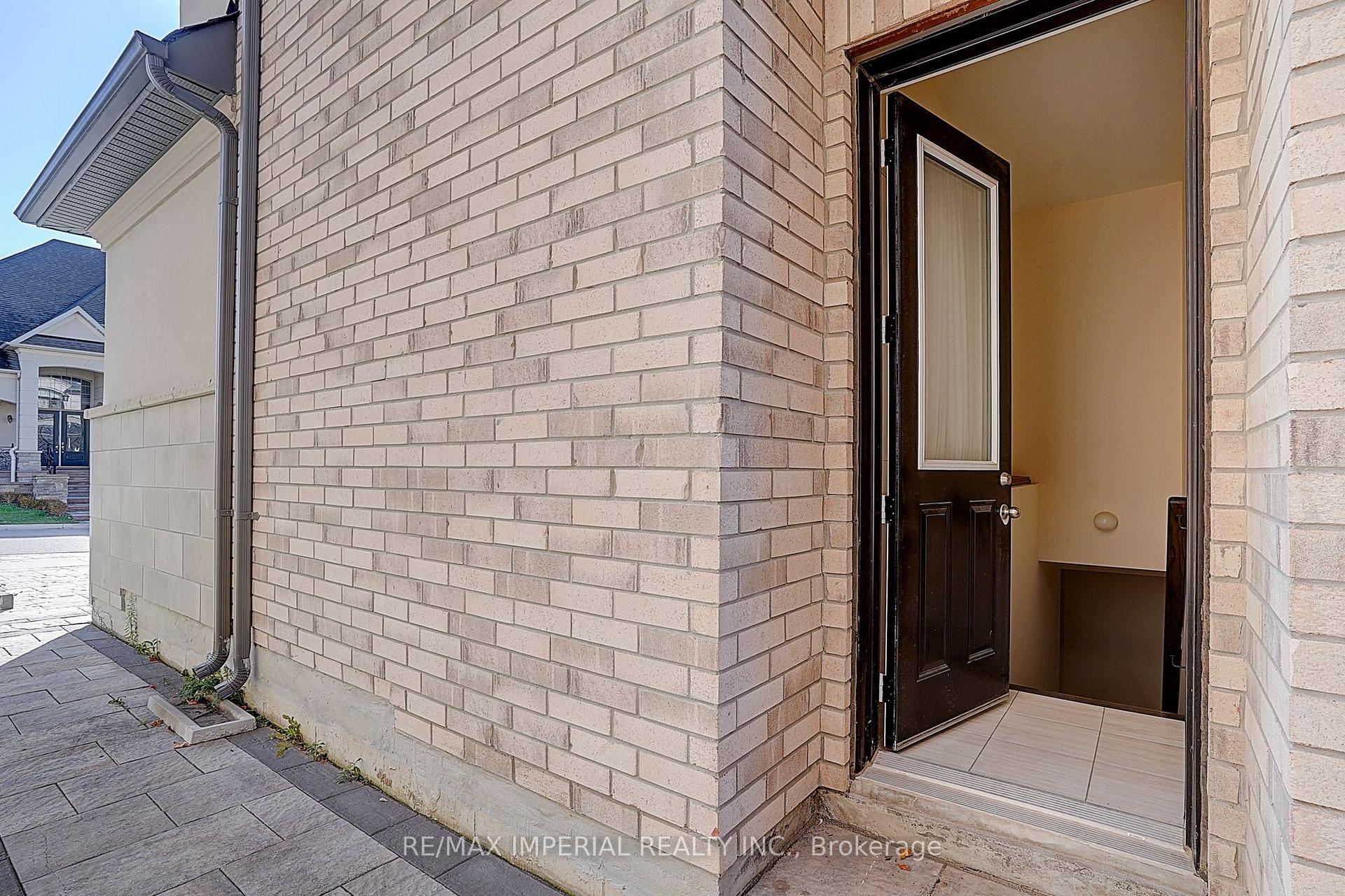 Photo 45 of 30 Orwell Drive, Vaughan, Vellore Village — HOMEH