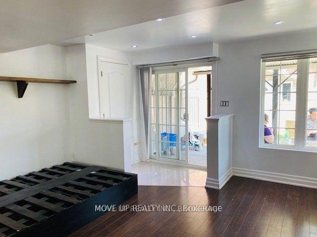 Photo 5 of Unit Lower, 189 Wolf Creek Crescent, Vaughan, Patterson — HOMEH
