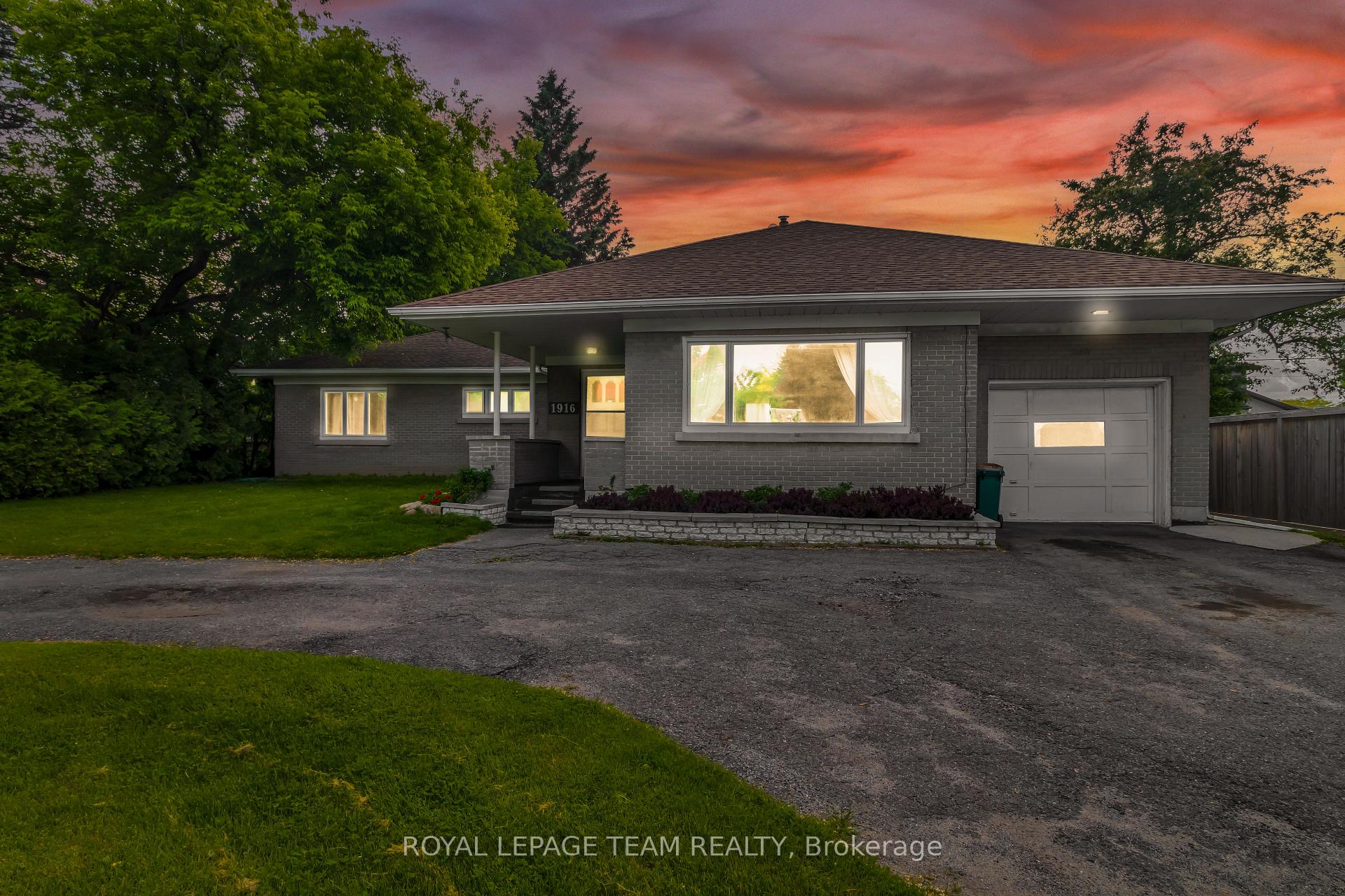 Photo 2 of 1916 Alta Vista Drive, Ottawa, Faircrest Heights — HOMEH