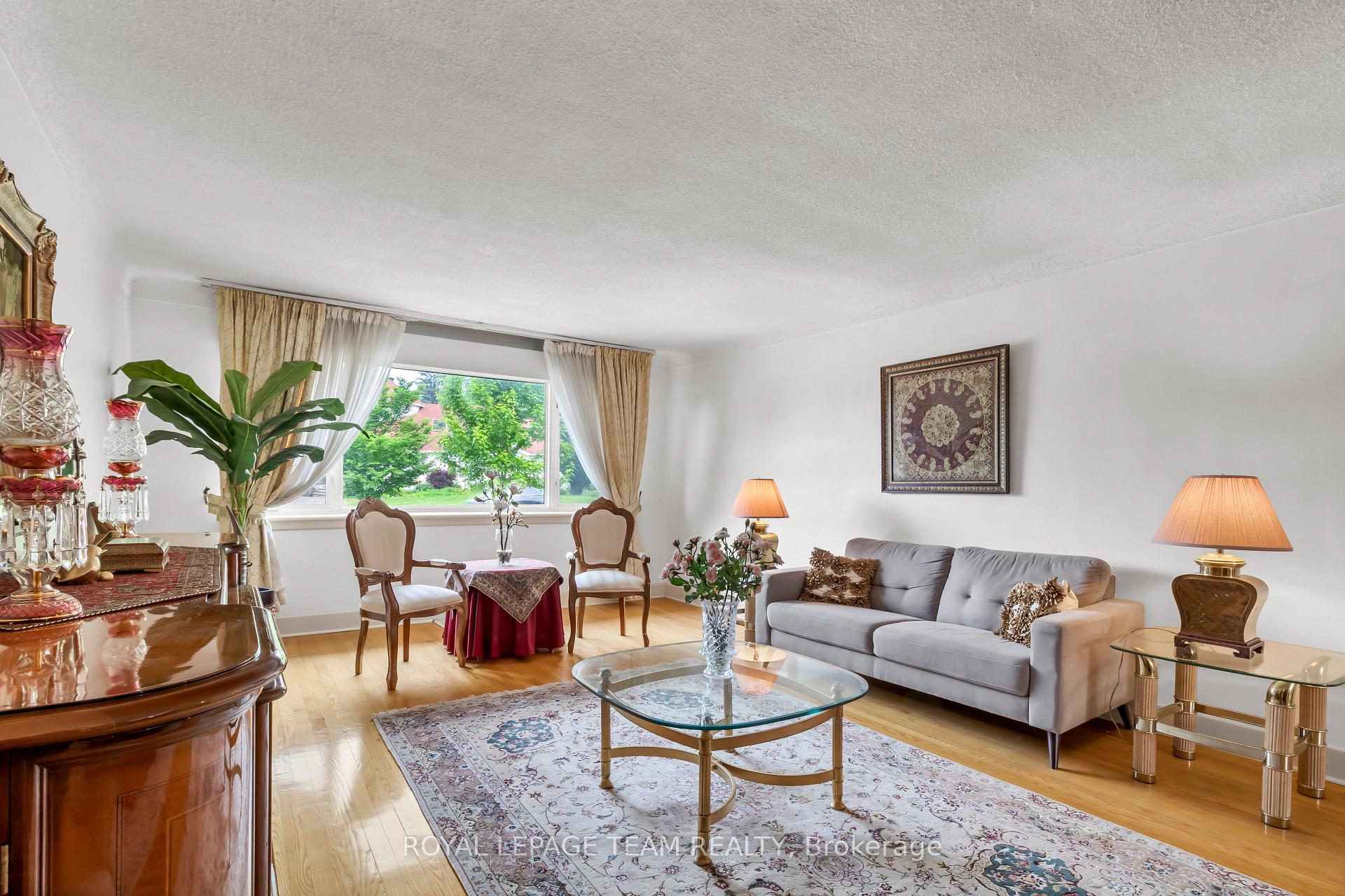 Photo 23 of 1916 Alta Vista Drive, Ottawa, Faircrest Heights — HOMEH
