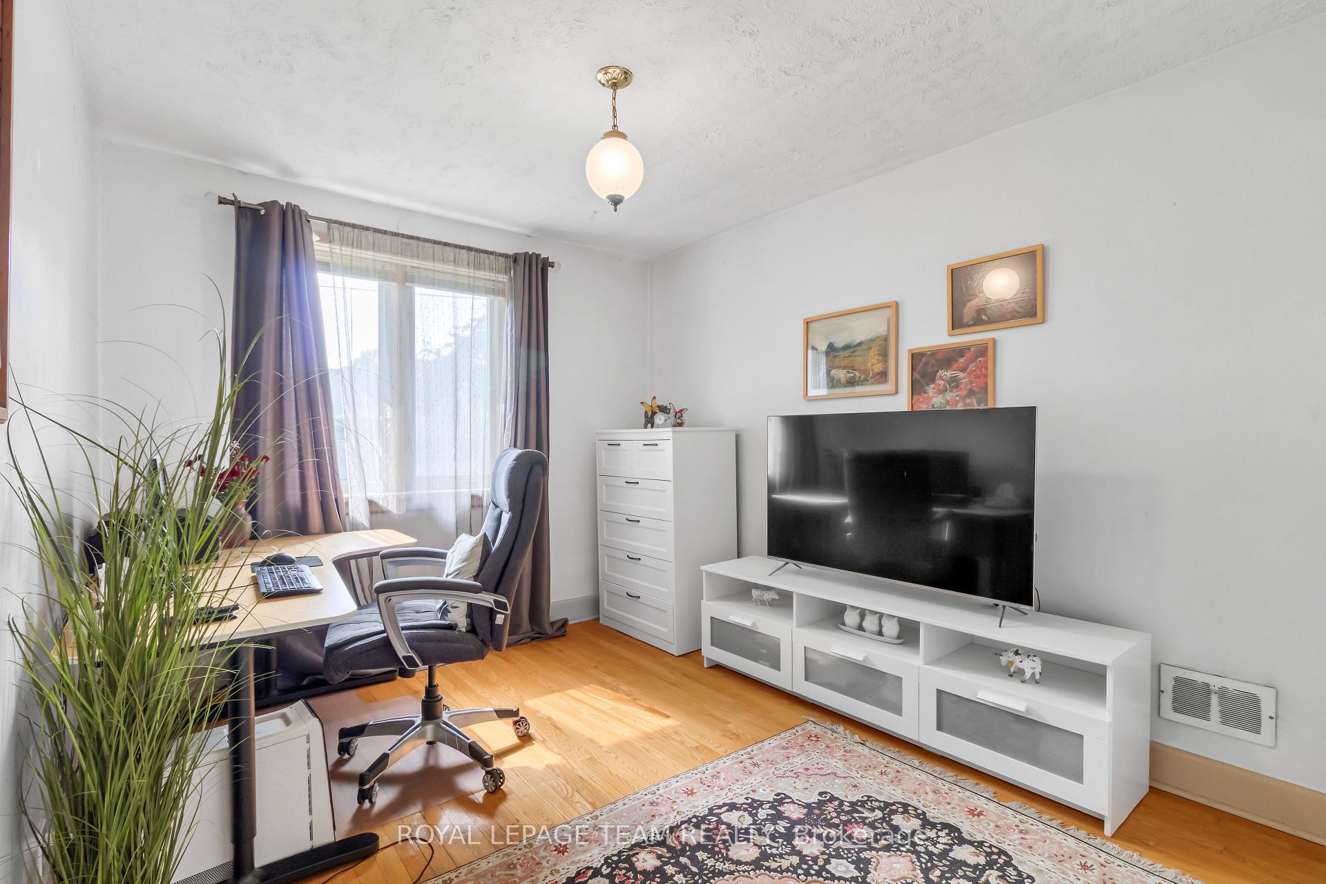 Photo 16 of 1916 Alta Vista Drive, Ottawa, Faircrest Heights — HOMEH