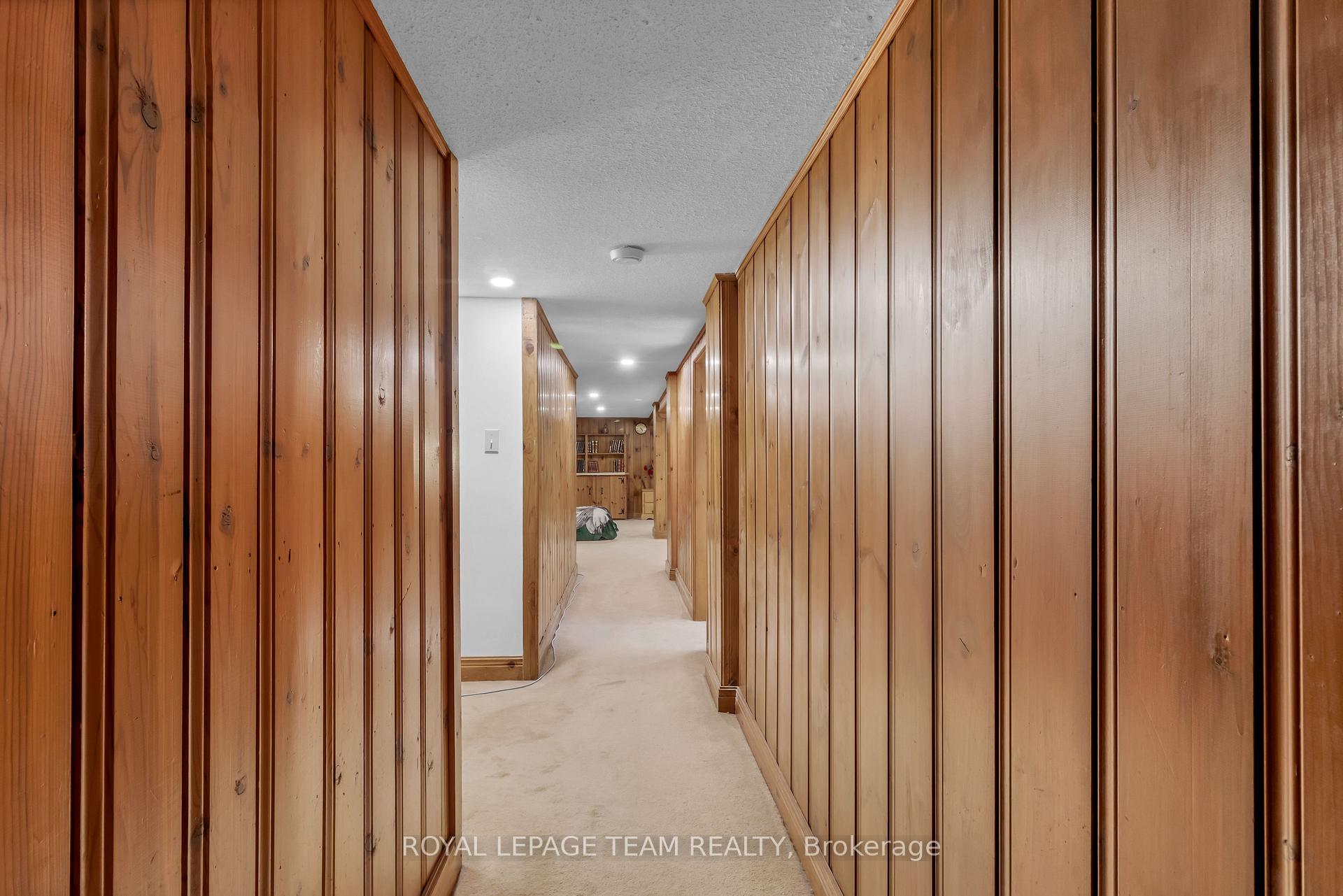Photo 18 of 1916 Alta Vista Drive, Ottawa, Faircrest Heights — HOMEH