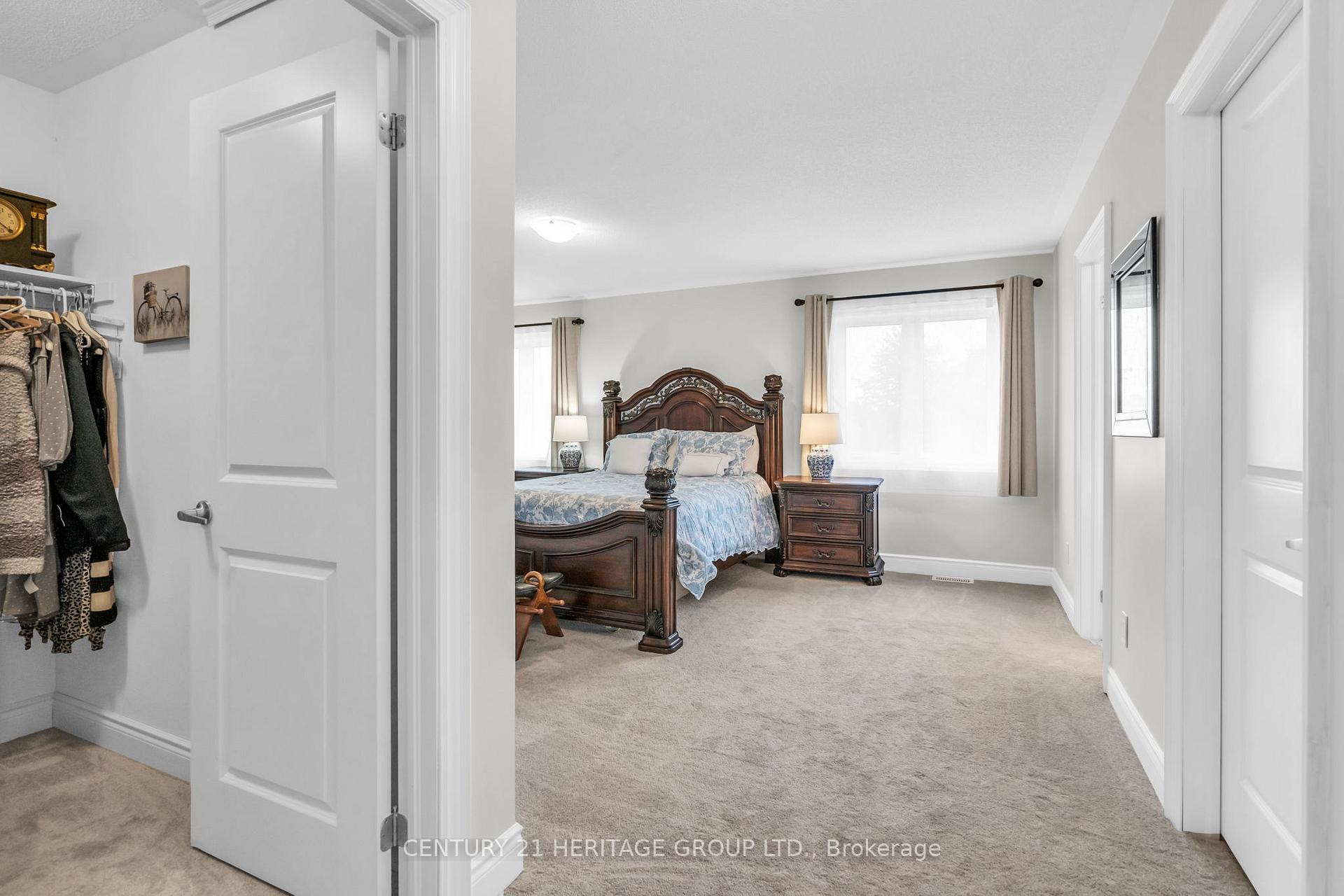 Photo 24 of Unit Upper, 47 Emerald Street, Wasaga Beach — HOMEH