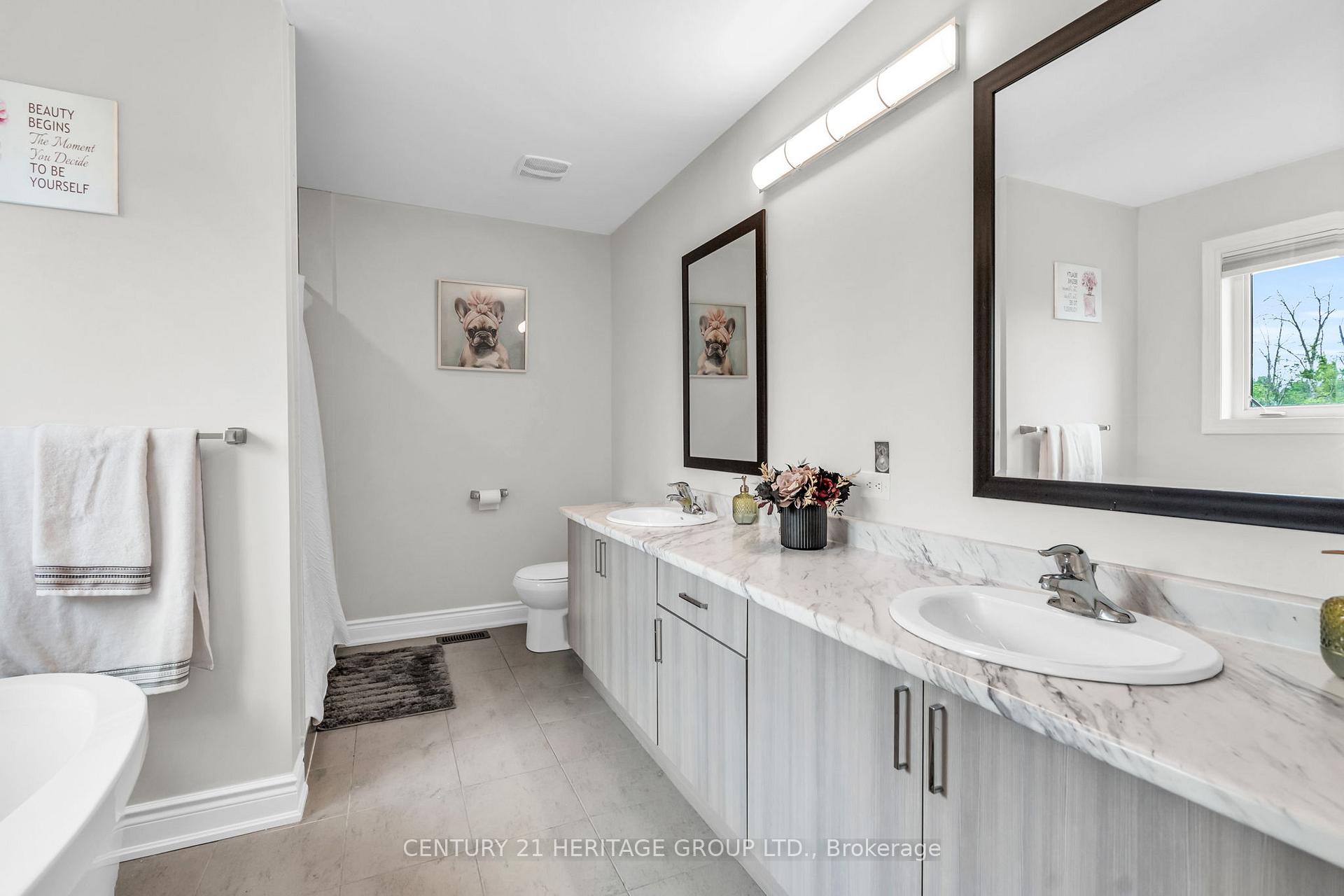 Photo 28 of Unit Upper, 47 Emerald Street, Wasaga Beach — HOMEH
