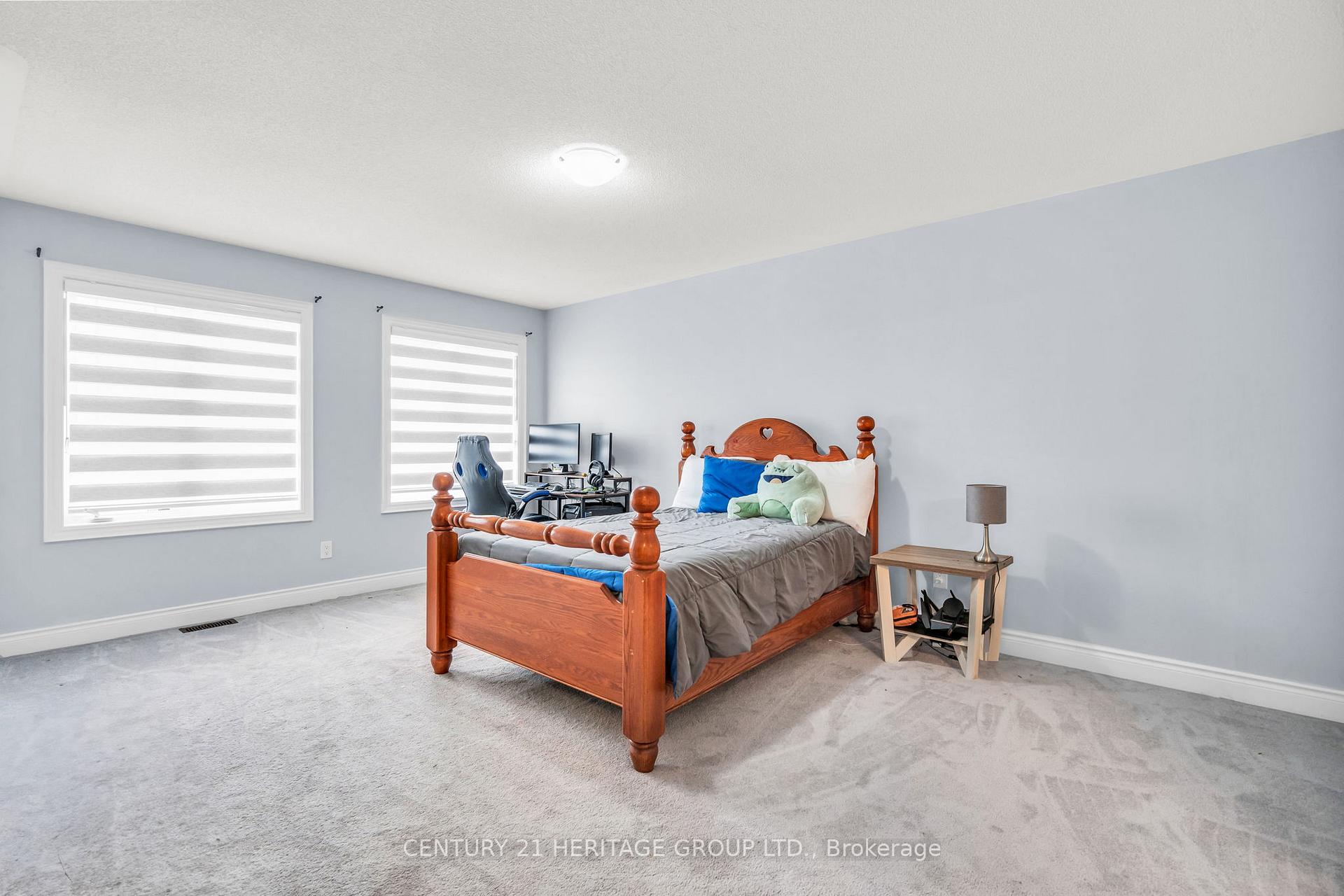 Photo 30 of Unit Upper, 47 Emerald Street, Wasaga Beach — HOMEH