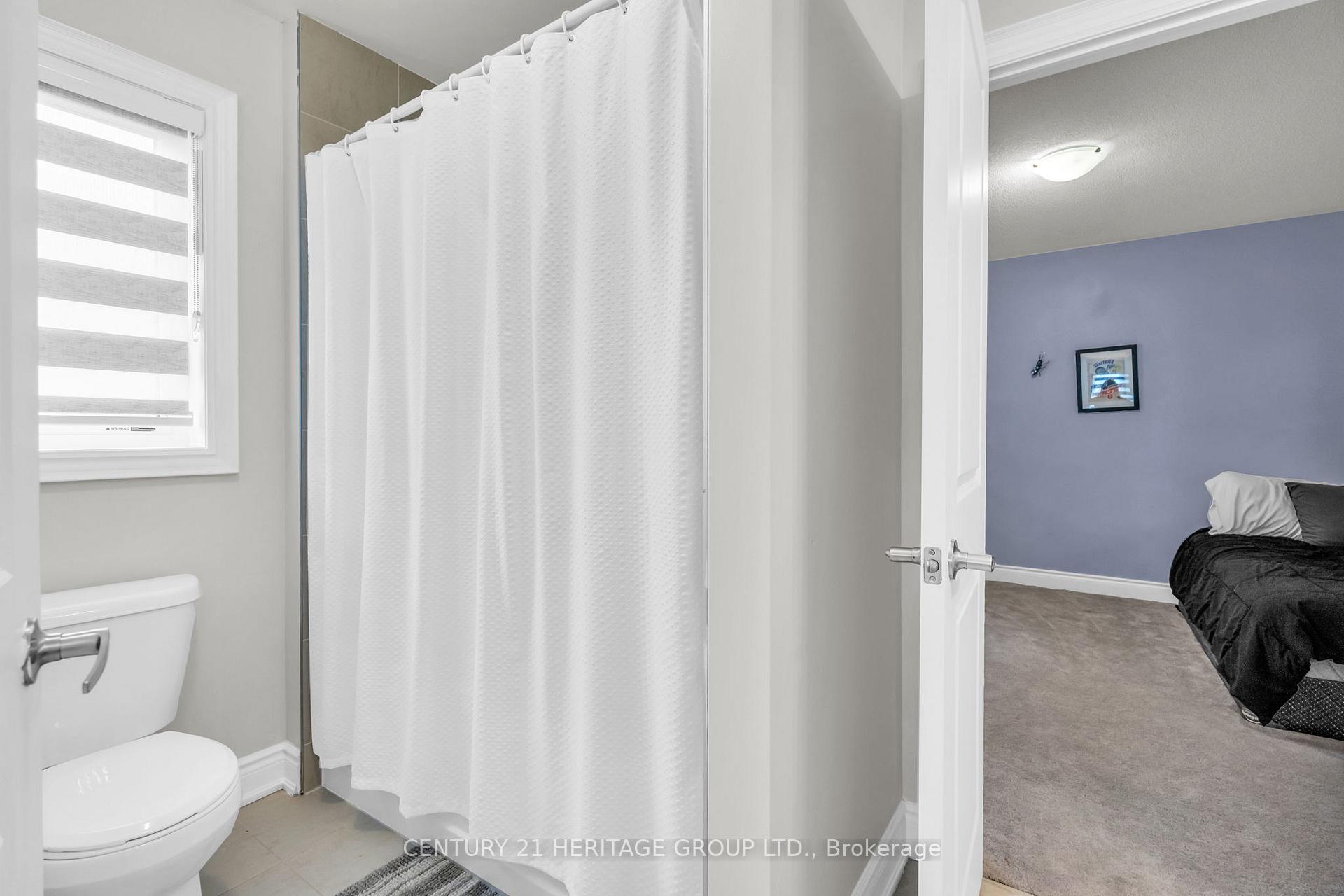 Photo 35 of Unit Upper, 47 Emerald Street, Wasaga Beach — HOMEH