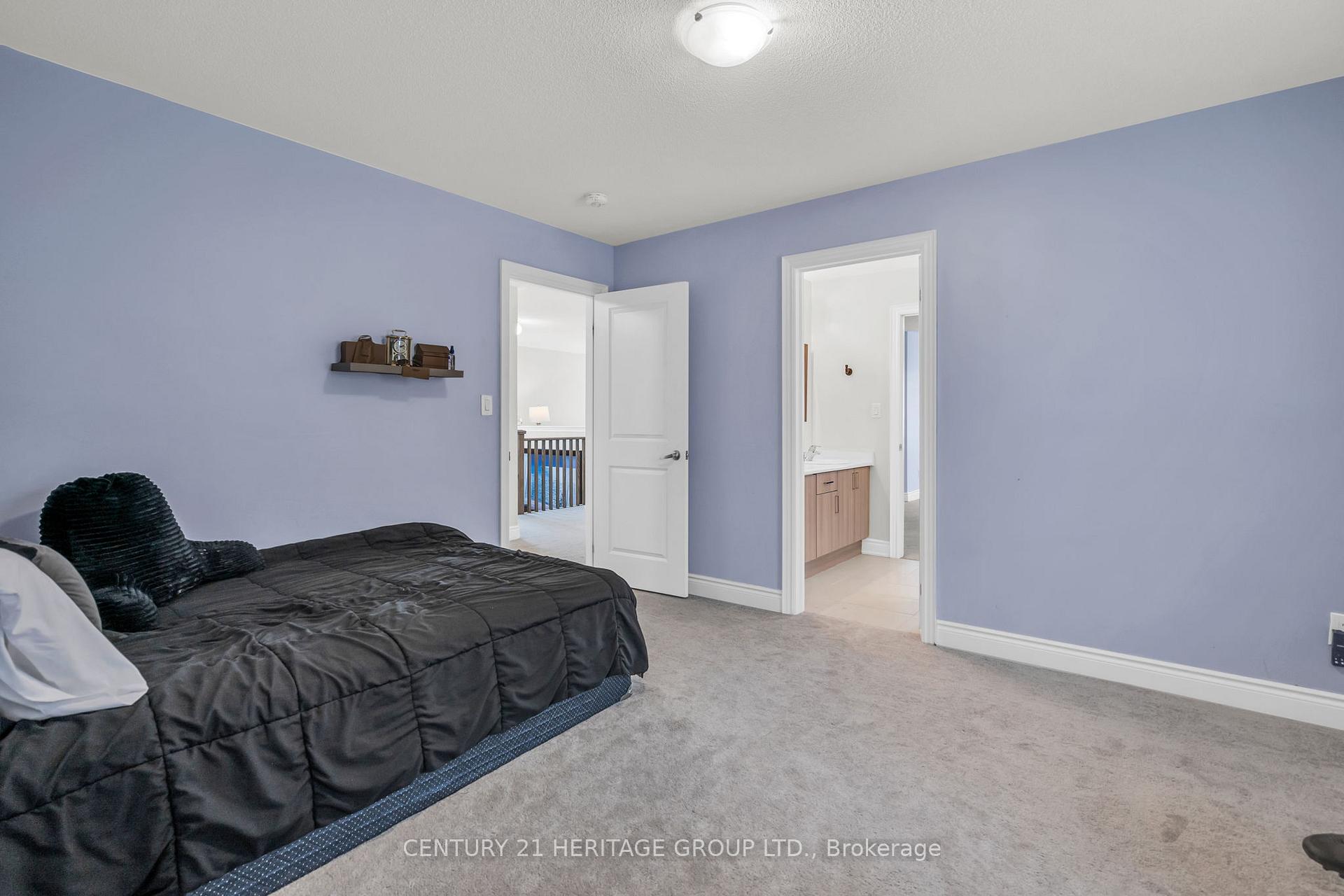 Photo 37 of Unit Upper, 47 Emerald Street, Wasaga Beach — HOMEH