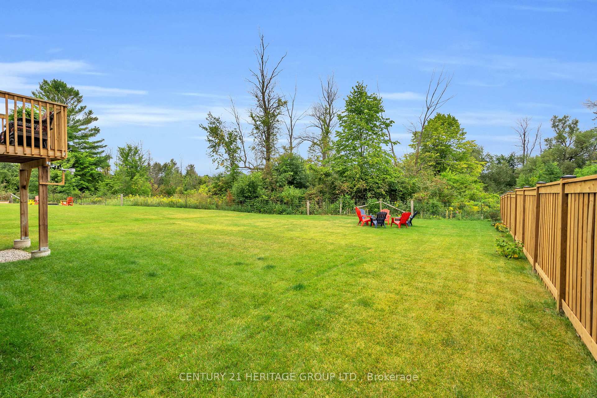 Photo 41 of Unit Upper, 47 Emerald Street, Wasaga Beach — HOMEH