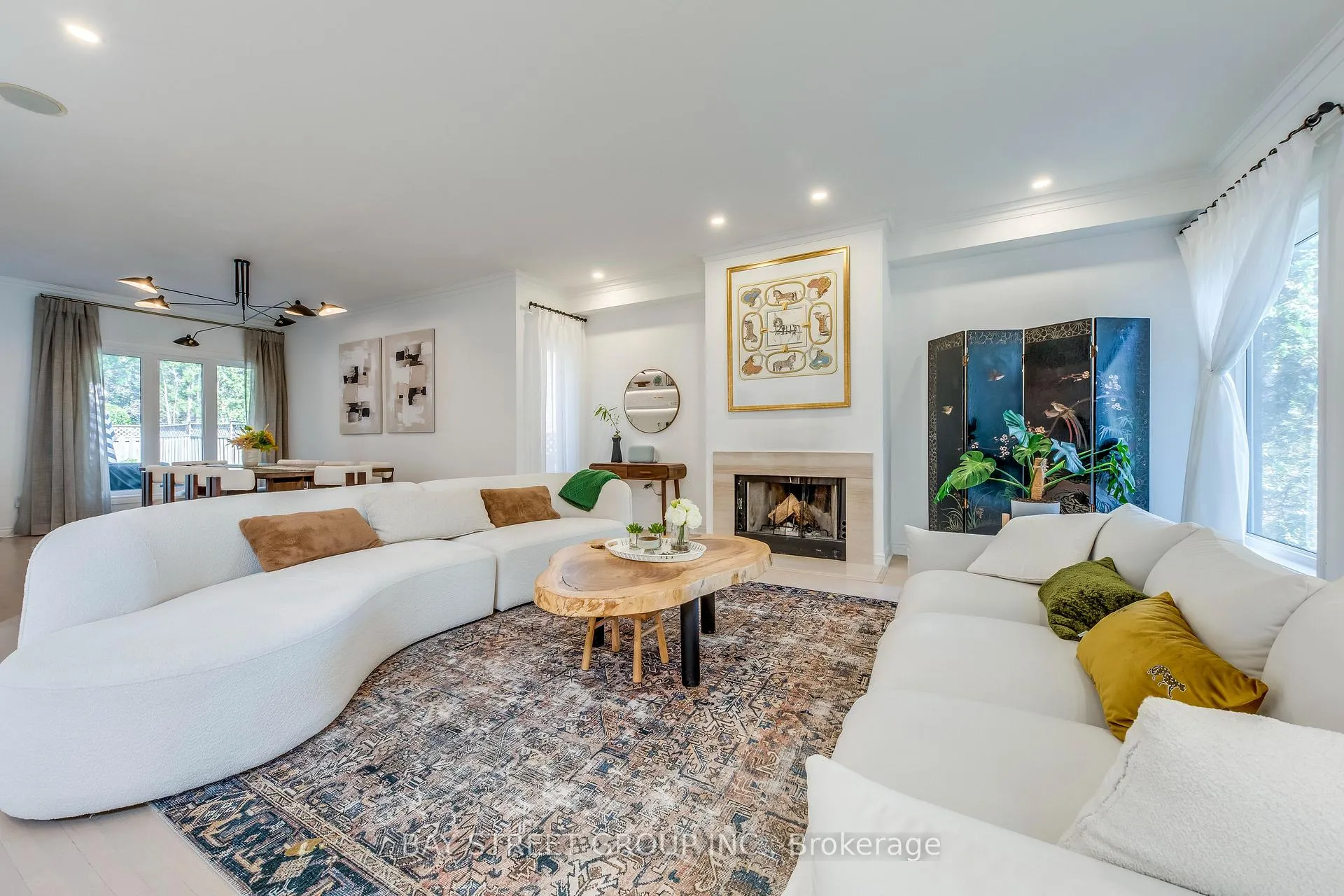 Photo 8 of 128 Beverley Glen Boulevard, Vaughan, Beverley Glen — HOMEH