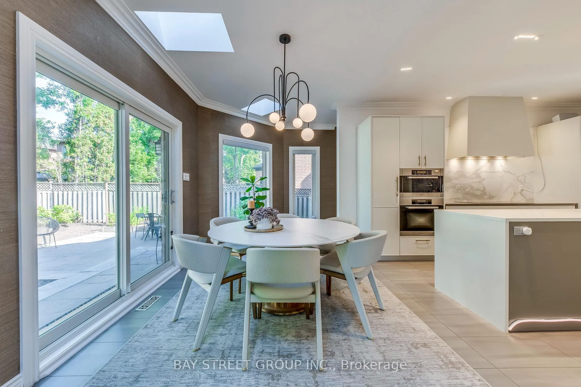 Photo 17 of 128 Beverley Glen Boulevard, Vaughan, Beverley Glen — HOMEH