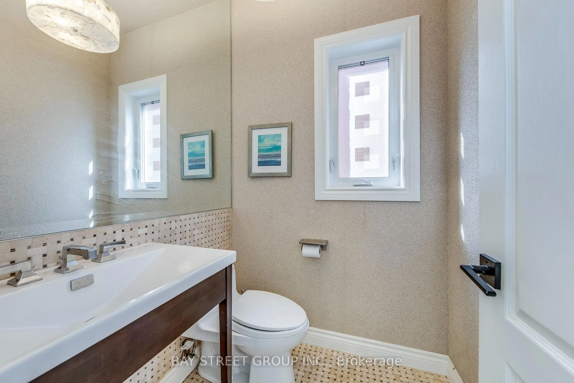 Photo 19 of 128 Beverley Glen Boulevard, Vaughan, Beverley Glen — HOMEH
