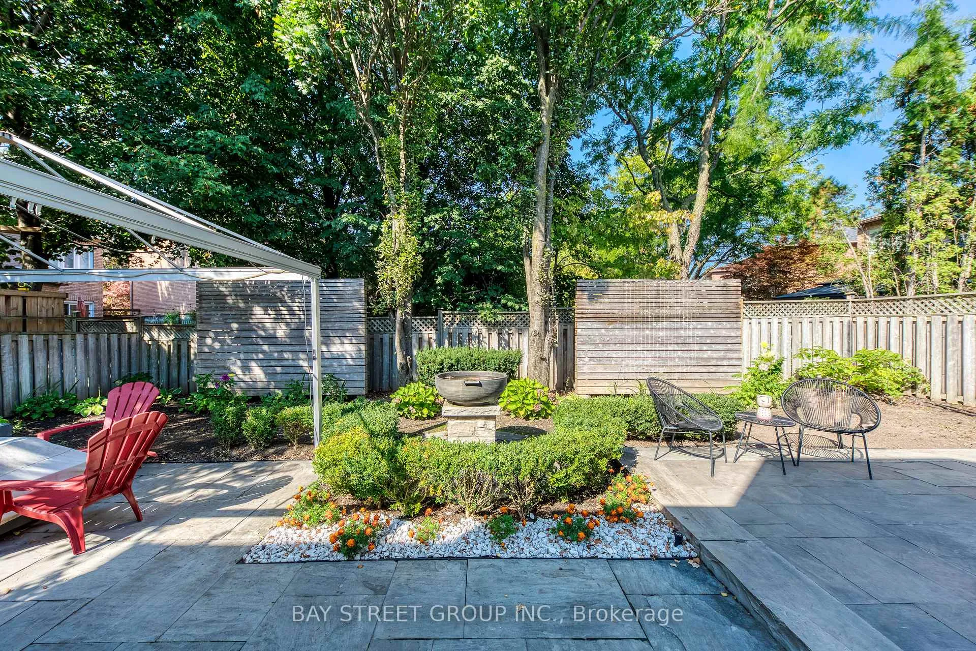 Photo 43 of 128 Beverley Glen Boulevard, Vaughan, Beverley Glen — HOMEH