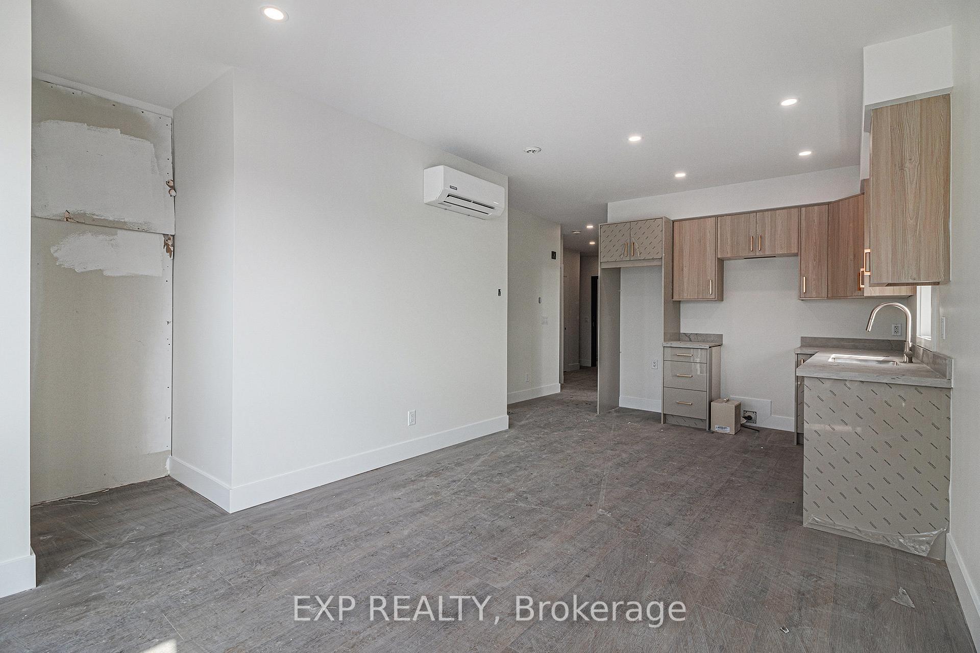 Photo 10 of Unit E, 61 Pinehurst Avenue E, Ottawa, Hintonburg — HOMEH