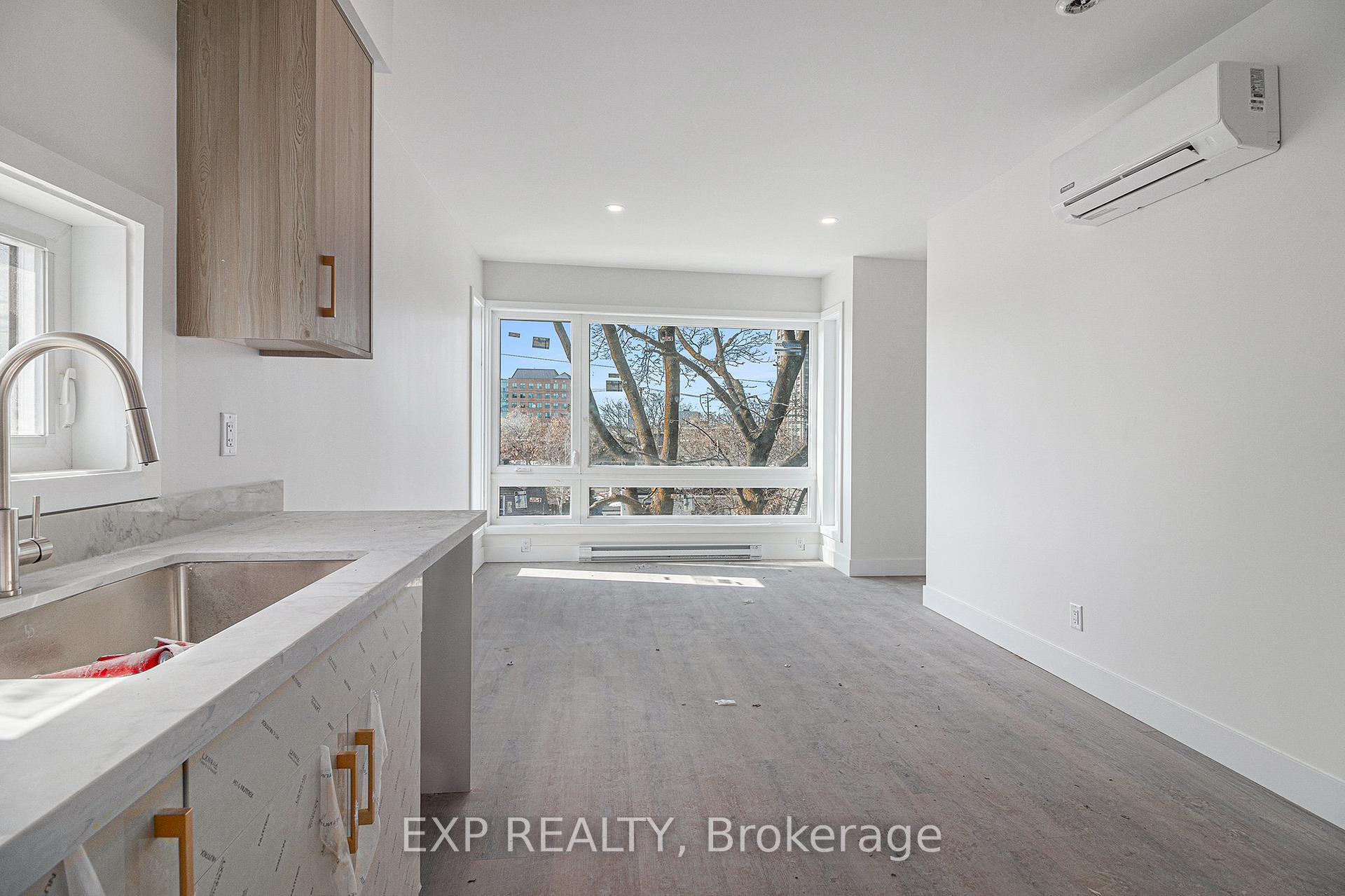 Photo 11 of Unit E, 61 Pinehurst Avenue E, Ottawa, Hintonburg — HOMEH