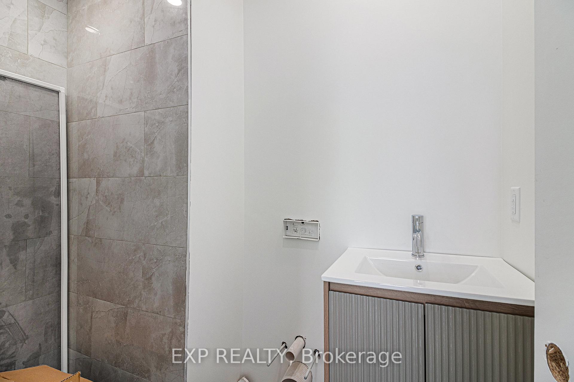 Photo 16 of Unit E, 61 Pinehurst Avenue E, Ottawa, Hintonburg — HOMEH