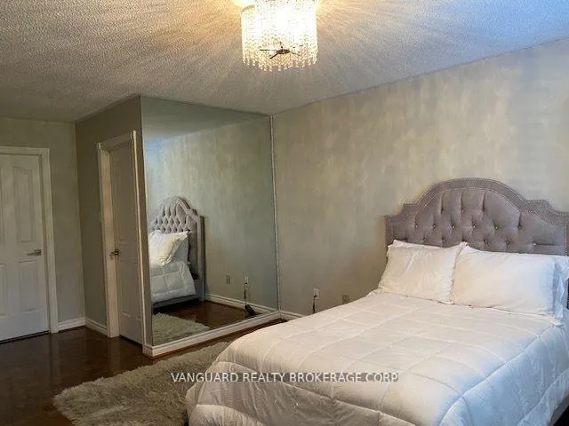 Photo 6 of 68 Mellings Drive, Vaughan, East Woodbridge — HOMEH