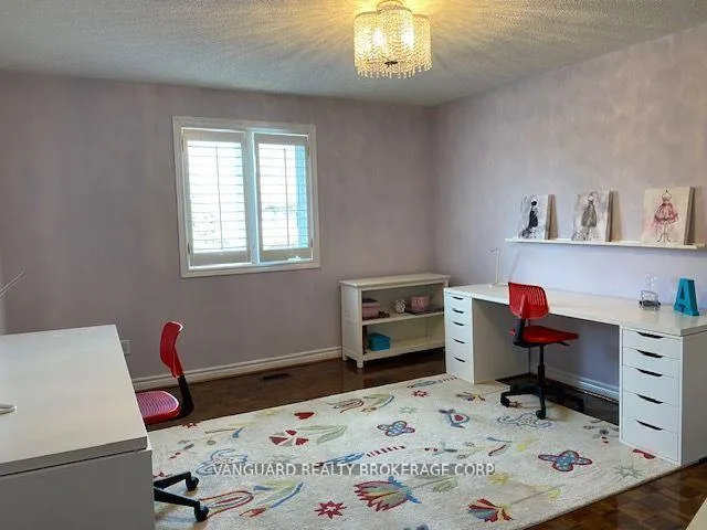 Photo 9 of 68 Mellings Drive, Vaughan, East Woodbridge — HOMEH