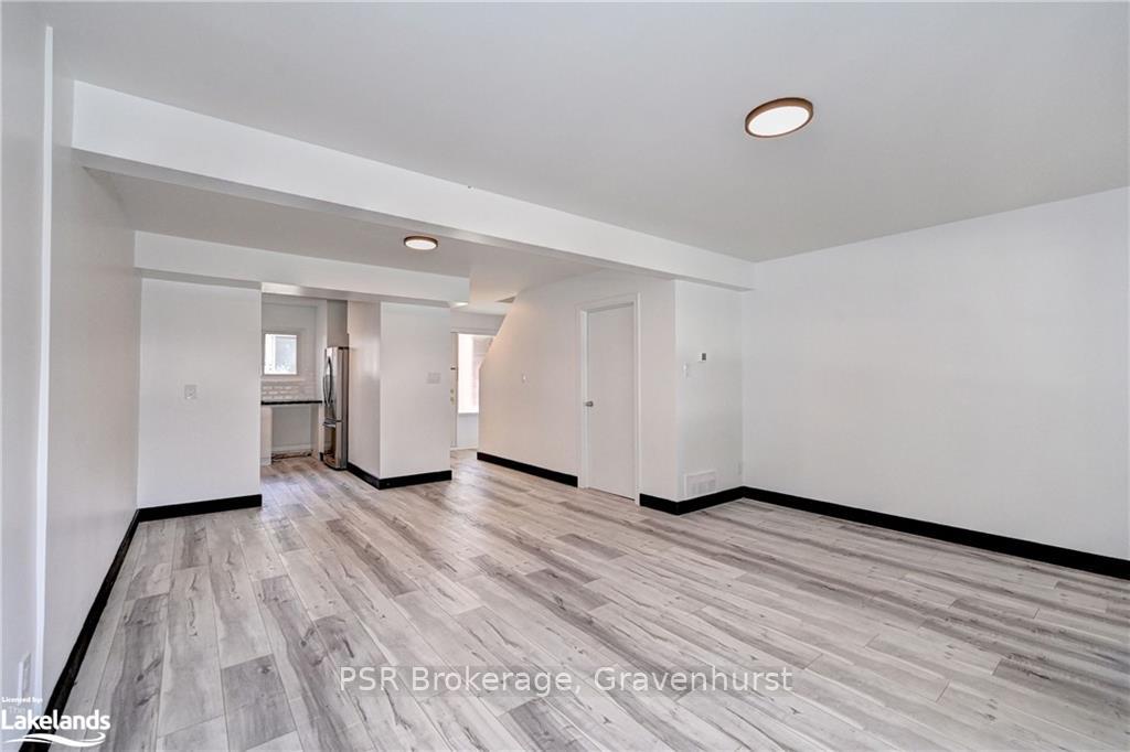 Photo 7 of Unit E, 524 Sunnydale Place E, Waterloo — HOMEH
