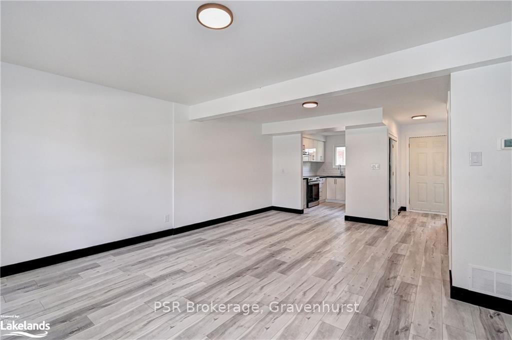 Photo 8 of Unit E, 524 Sunnydale Place E, Waterloo — HOMEH