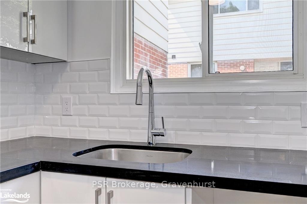 Photo 12 of Unit E, 524 Sunnydale Place E, Waterloo — HOMEH