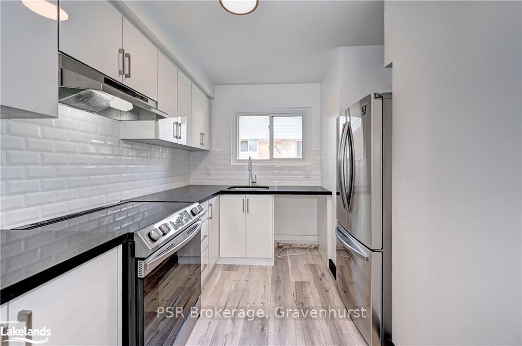 Photo 13 of Unit E, 524 Sunnydale Place E, Waterloo — HOMEH