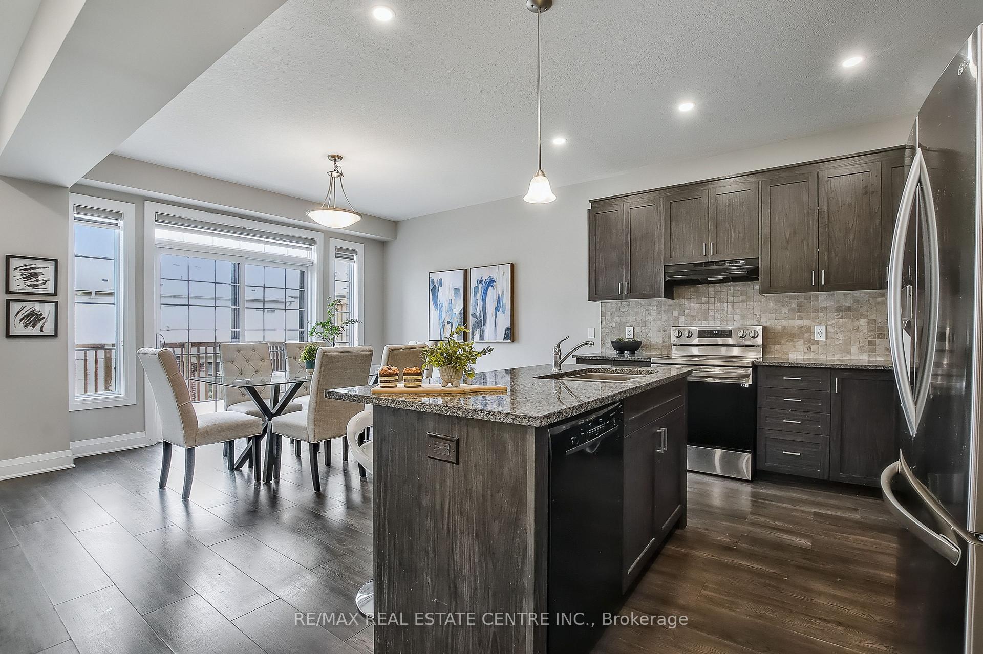 Photo 8 of 291 Raspberry Place, Waterloo — HOMEH