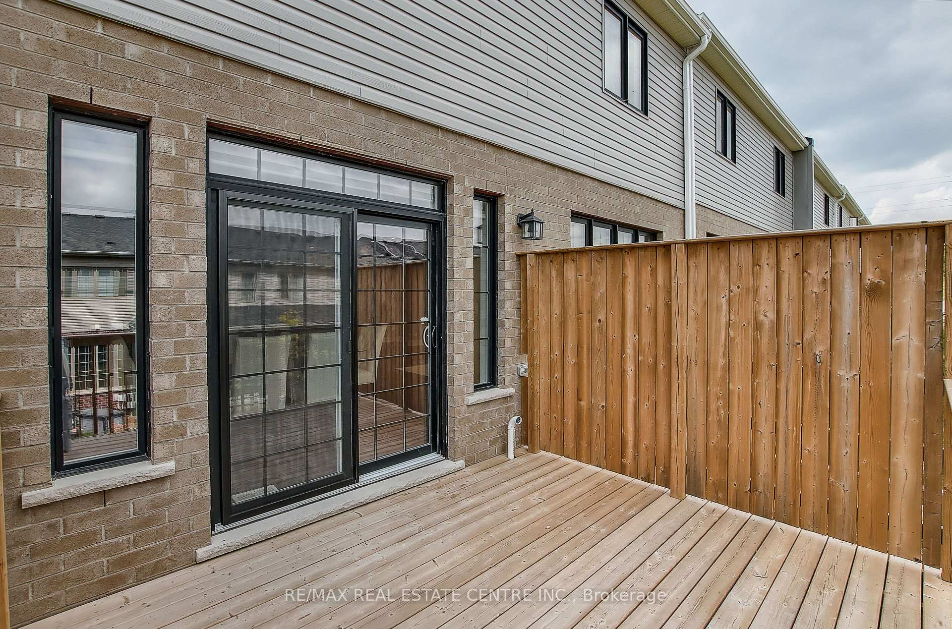 Photo 15 of 291 Raspberry Place, Waterloo — HOMEH