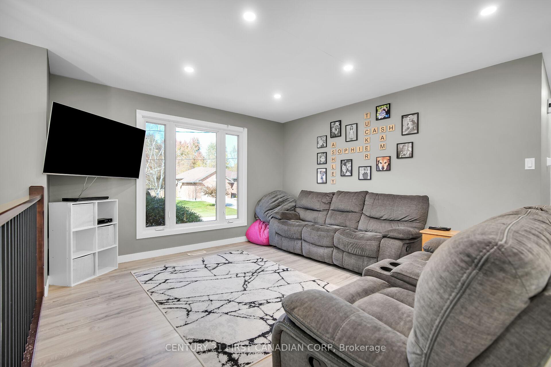 Photo 16 of 224 Munroe Street, West Elgin, West Lorne — HOMEH