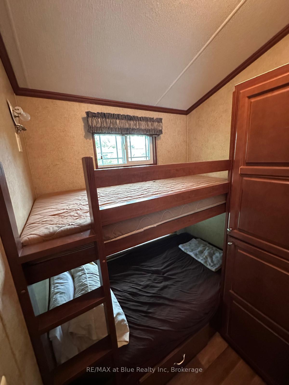Photo 15 of Unit T 112, 7489 Sideroad 5, Wellington North, Rural Wellington North — HOMEH