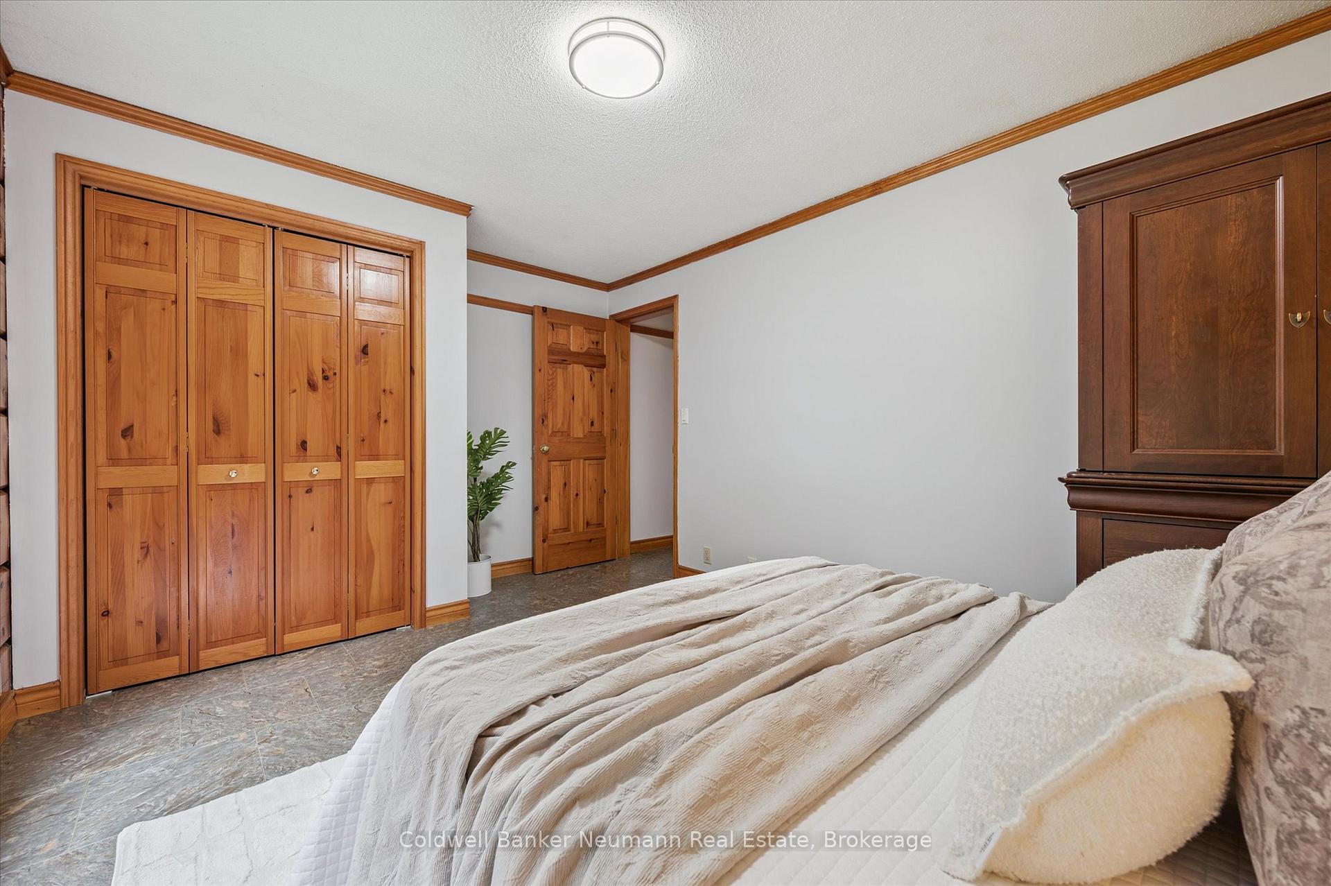 Photo 36 of 403277 Grey Road 4, West Grey — HOMEH