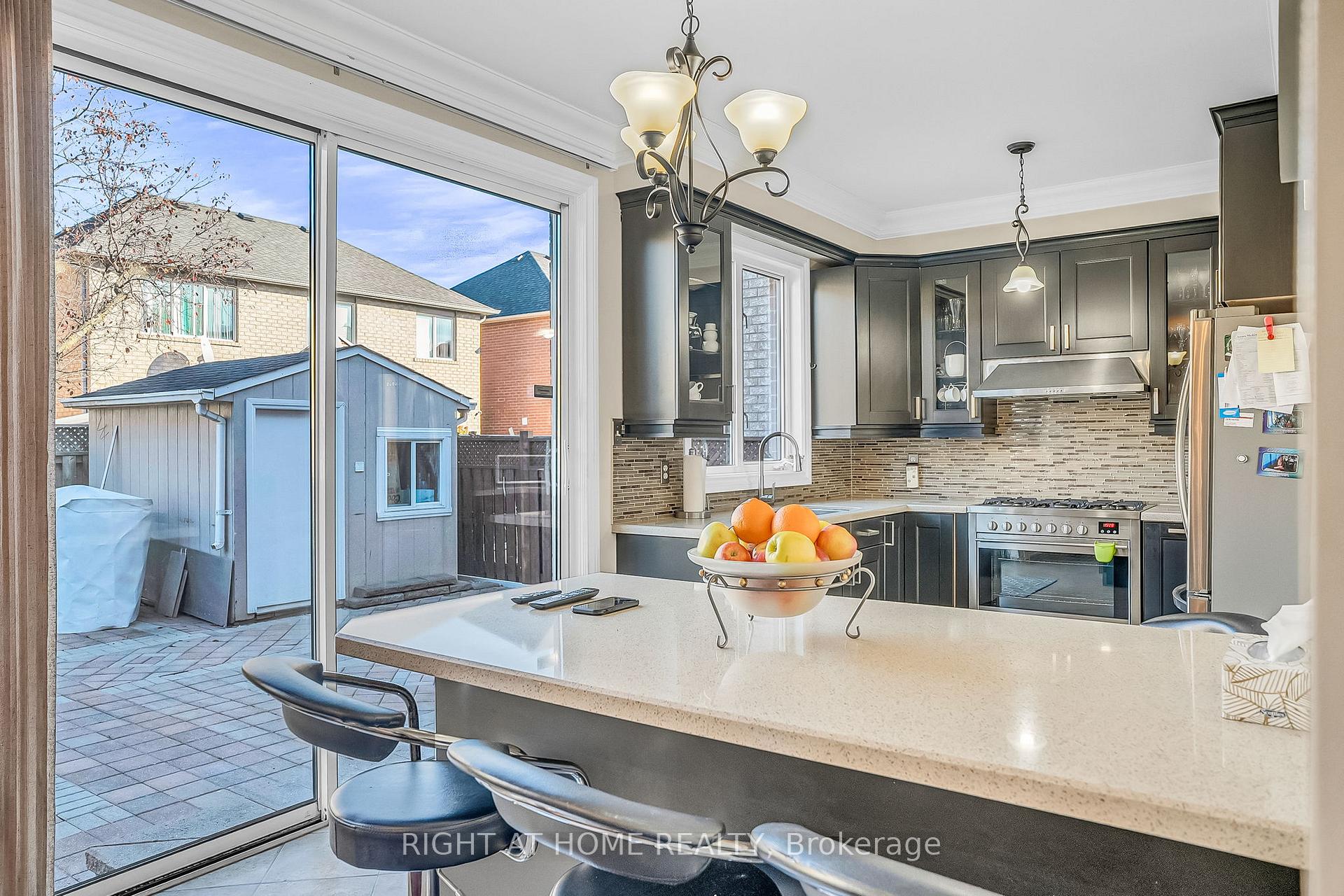 Photo 6 of 421 John Deisman Boulevard, Vaughan, Vellore Village — HOMEH