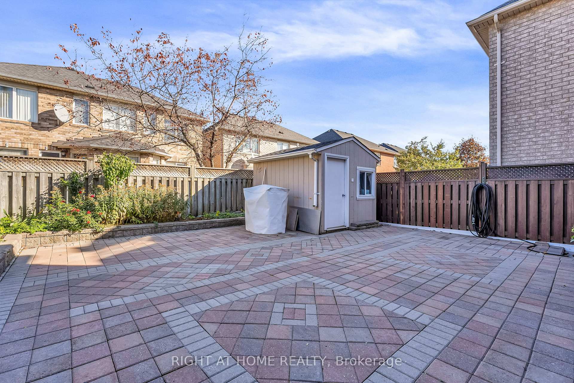 Photo 13 of 421 John Deisman Boulevard, Vaughan, Vellore Village — HOMEH