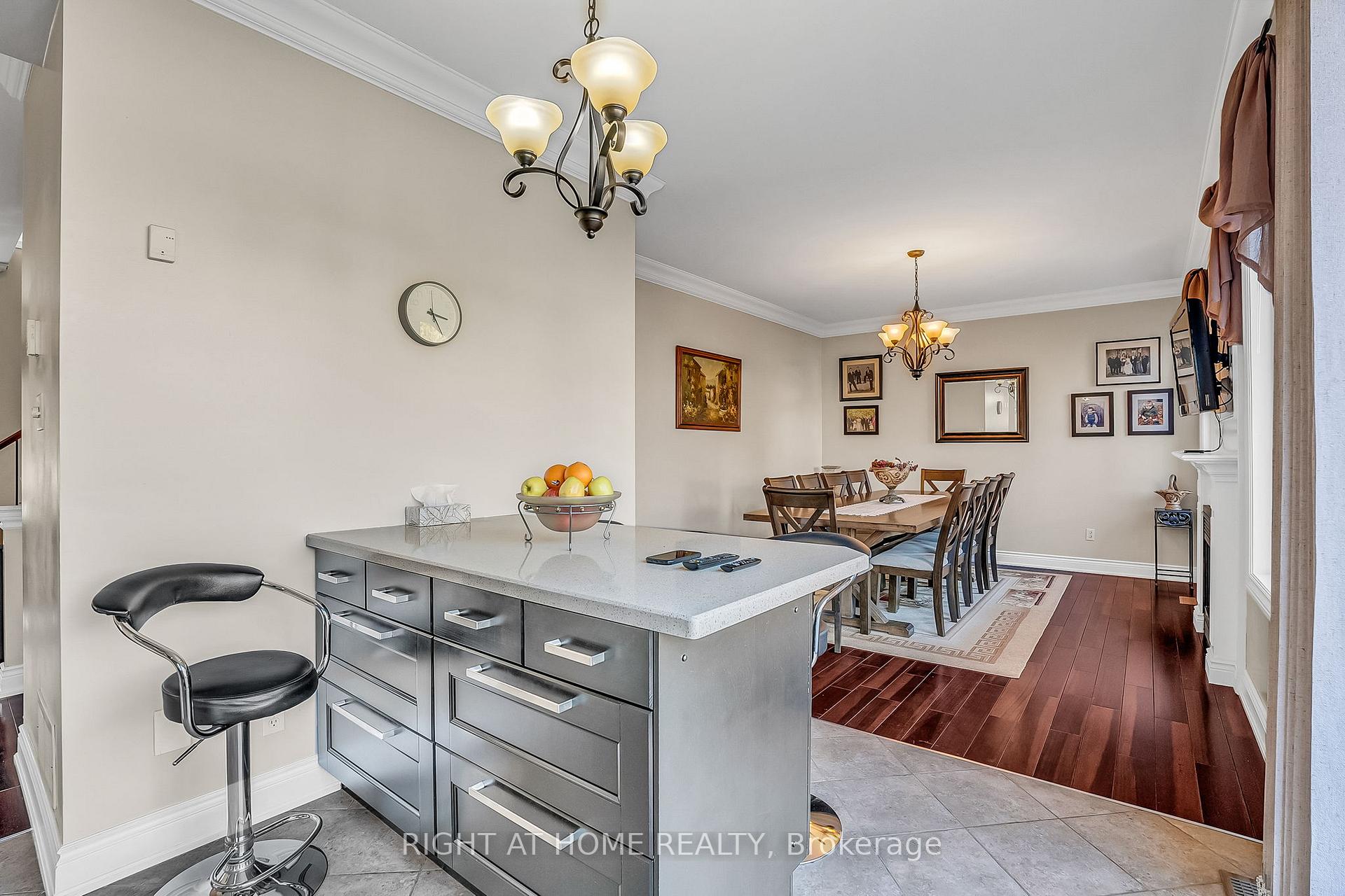 Photo 26 of 421 John Deisman Boulevard, Vaughan, Vellore Village — HOMEH
