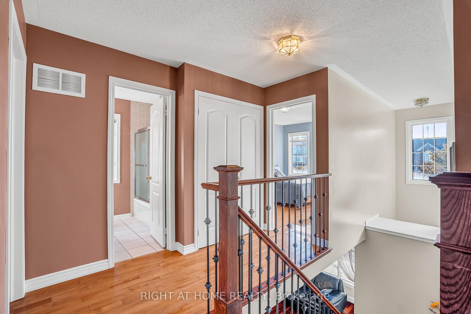 Photo 32 of 421 John Deisman Boulevard, Vaughan, Vellore Village — HOMEH