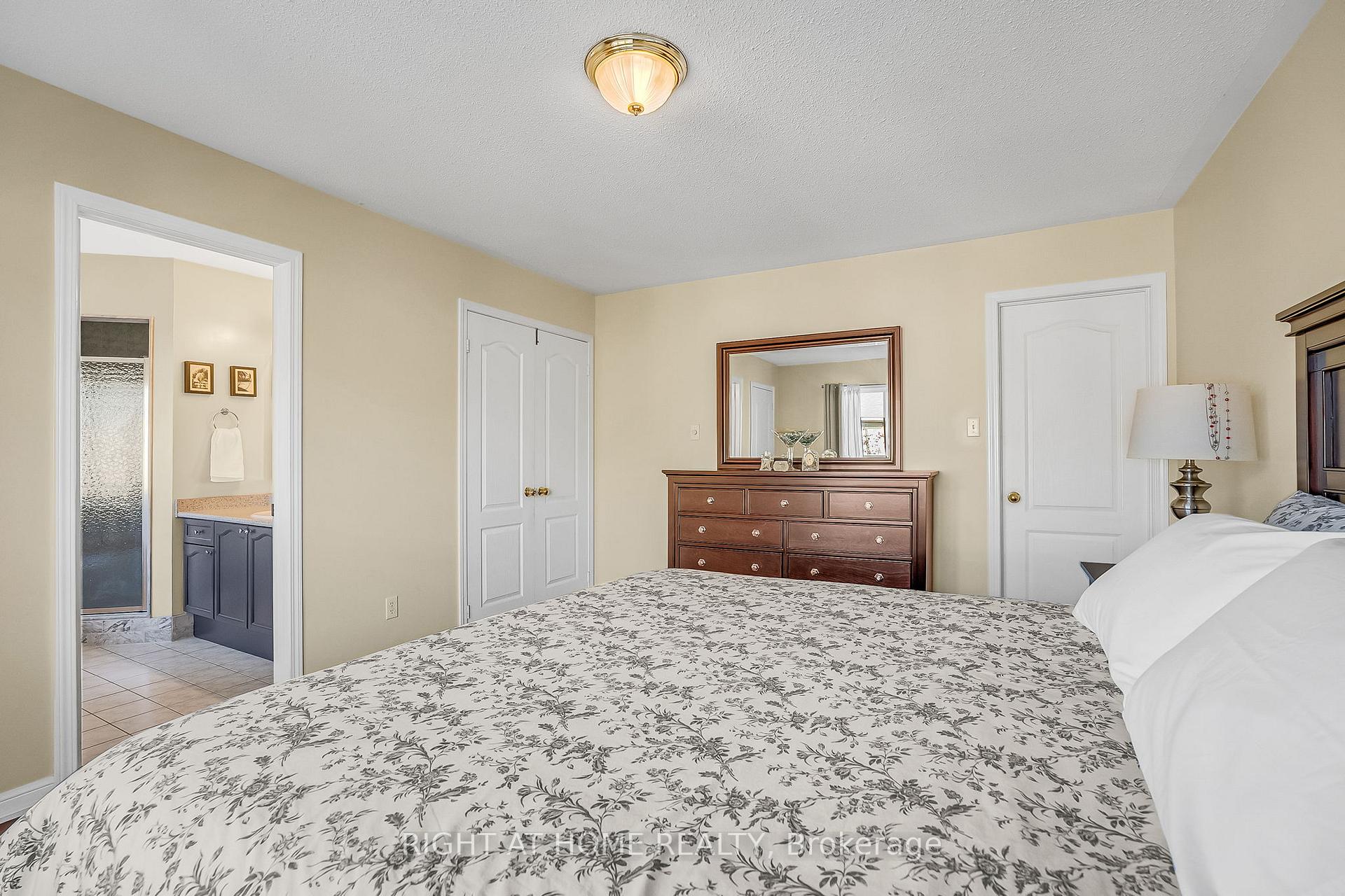 Photo 34 of 421 John Deisman Boulevard, Vaughan, Vellore Village — HOMEH
