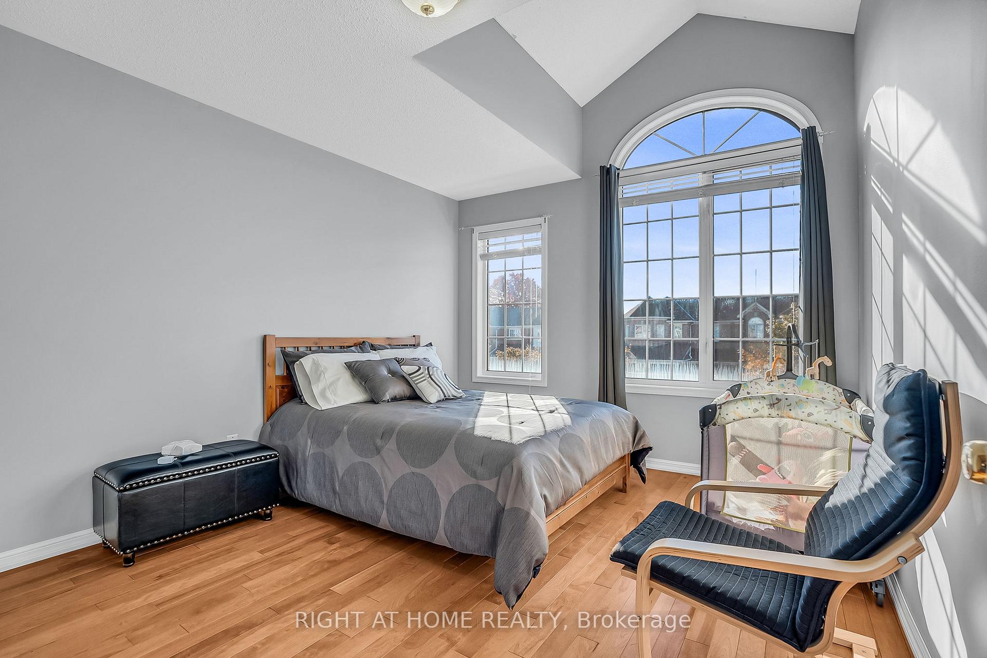 Photo 40 of 421 John Deisman Boulevard, Vaughan, Vellore Village — HOMEH