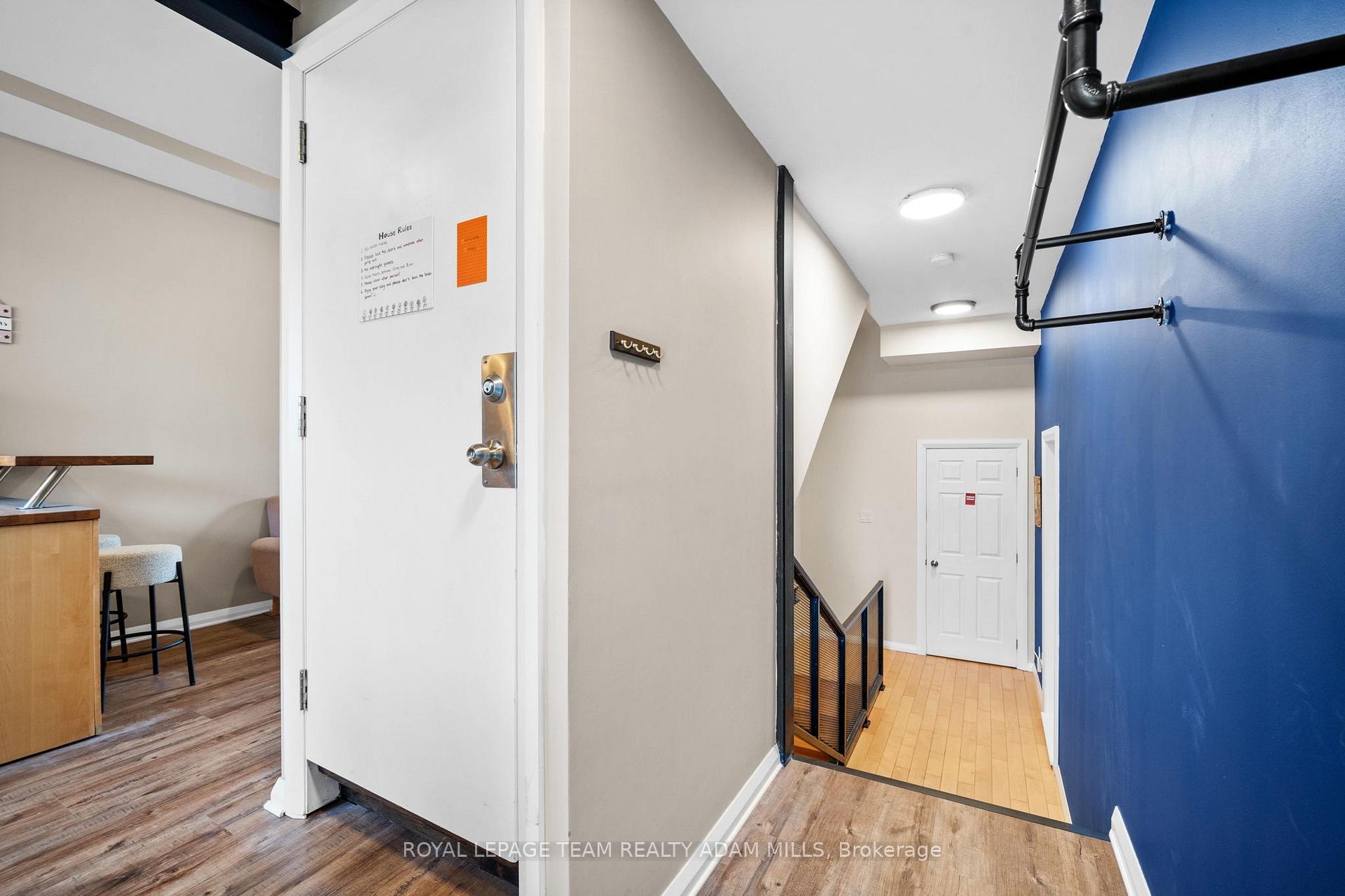 Photo 6 of Unit B, 469 Booth Street, Ottawa, West Centre Town — HOMEH