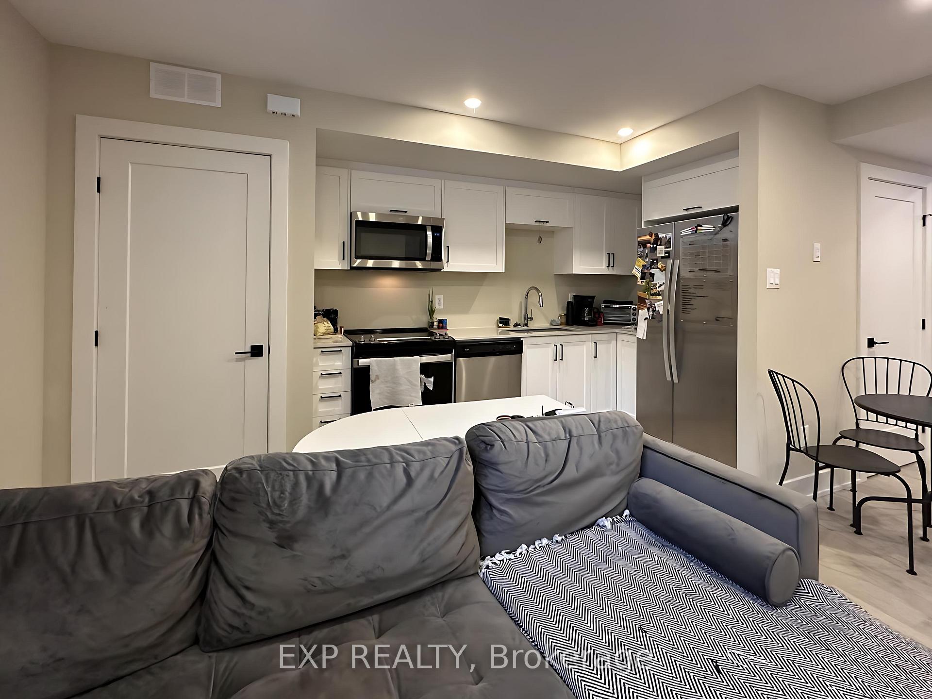 Photo 4 of Unit B, 27 O'Meara Street, Ottawa, Hintonburg — HOMEH