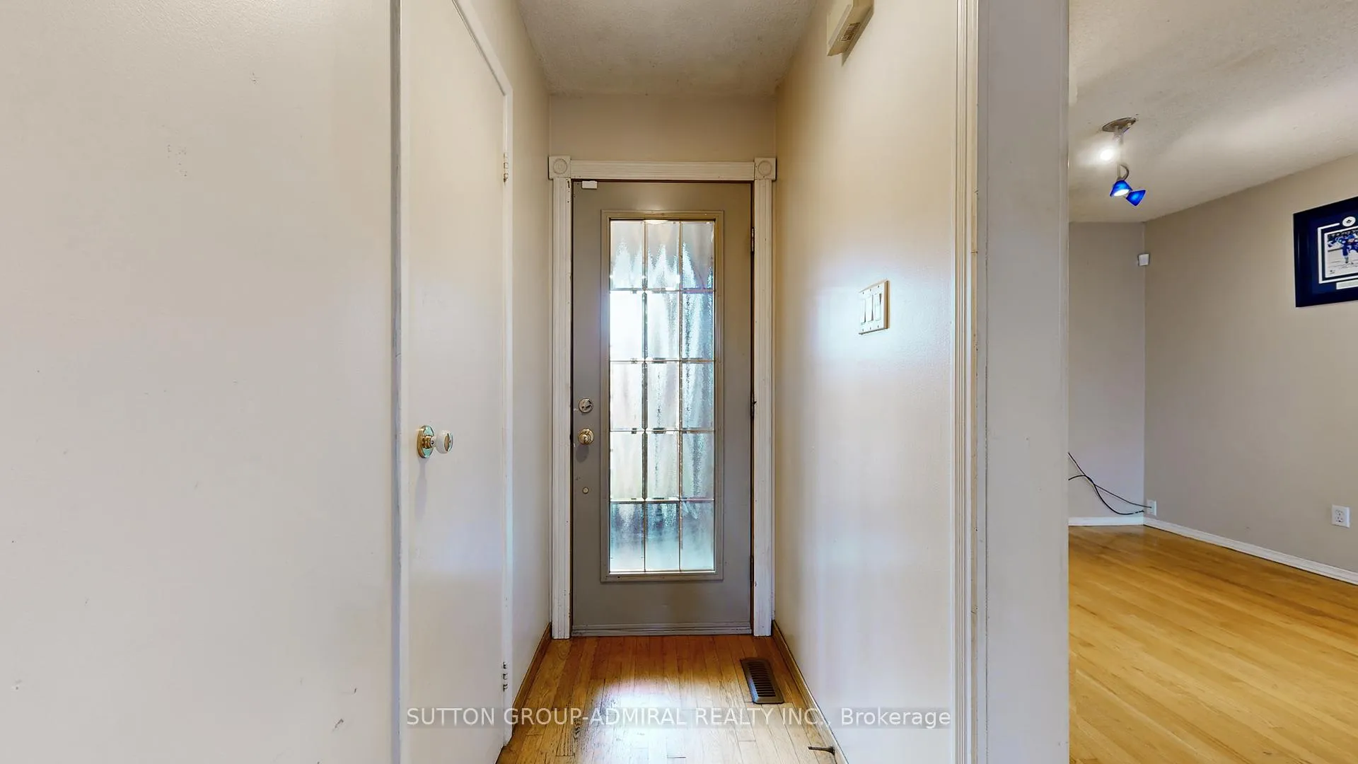 Photo 12 of 93 Patrice Crescent, Vaughan, Crestwood-Springfarm-Yorkhill — HOMEH